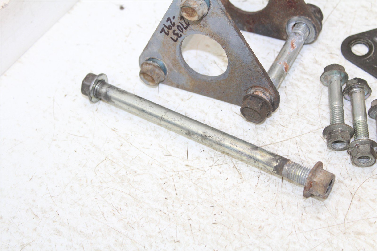 1995 Kawasaki KLR 650 Motor Mounts Engine Brackets Hardware 27037