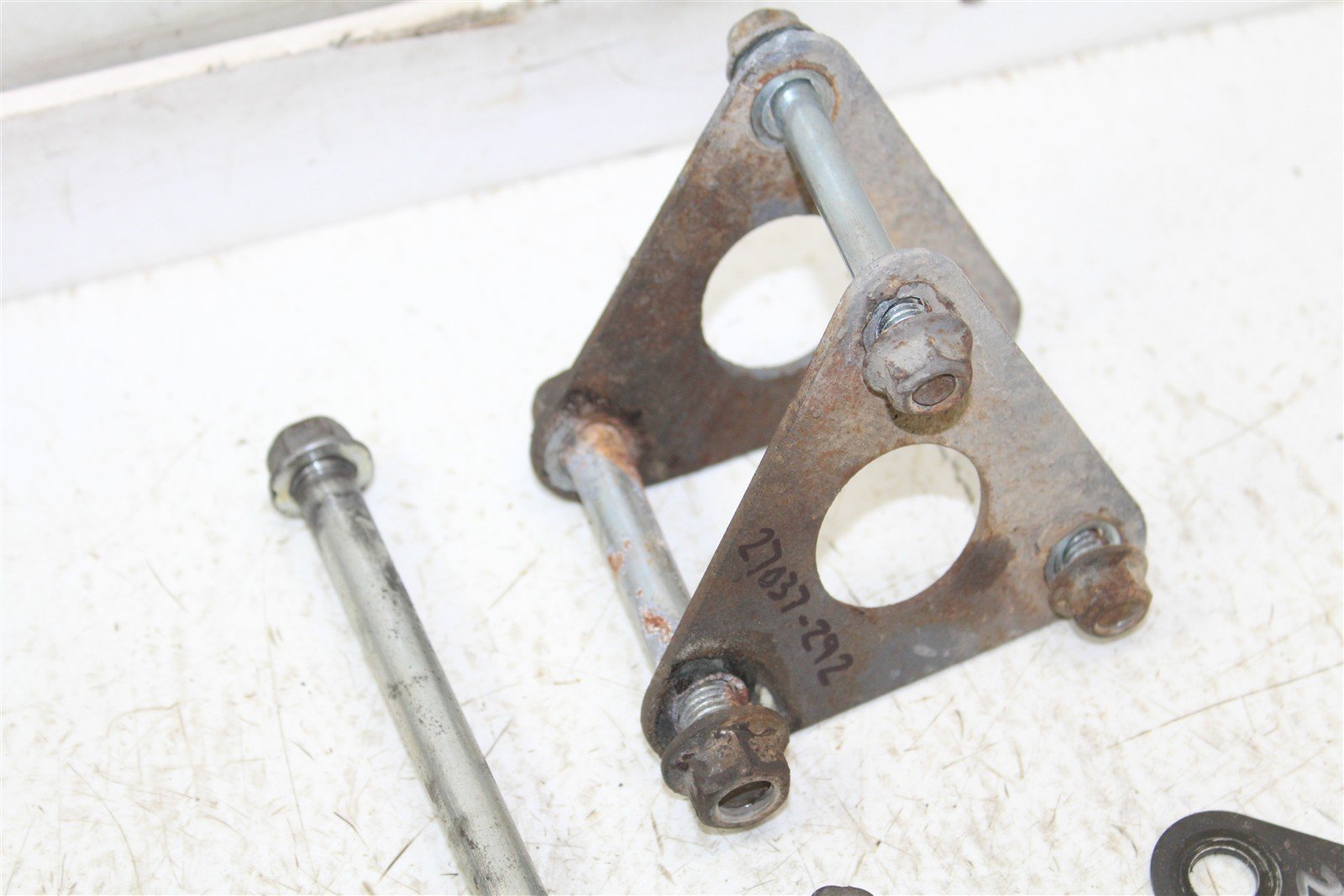 1995 Kawasaki KLR 650 Motor Mounts Engine Brackets Hardware 27037