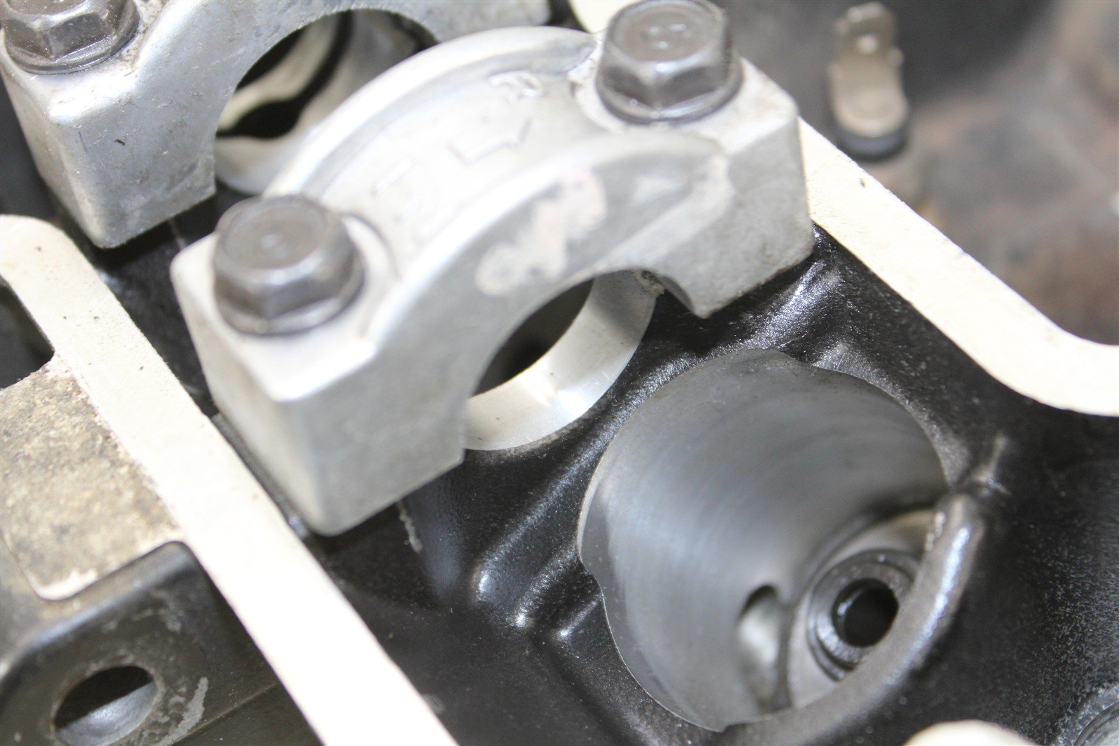 1995 Kawasaki KLR 650 Cylinder Head w/ Valve Cover 27037