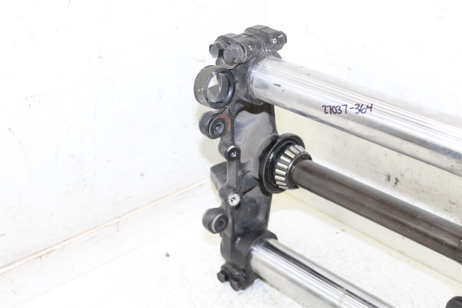 1995 Kawasaki KLR 650 Fork Tubes Front Suspension Triple Clamps 27037
