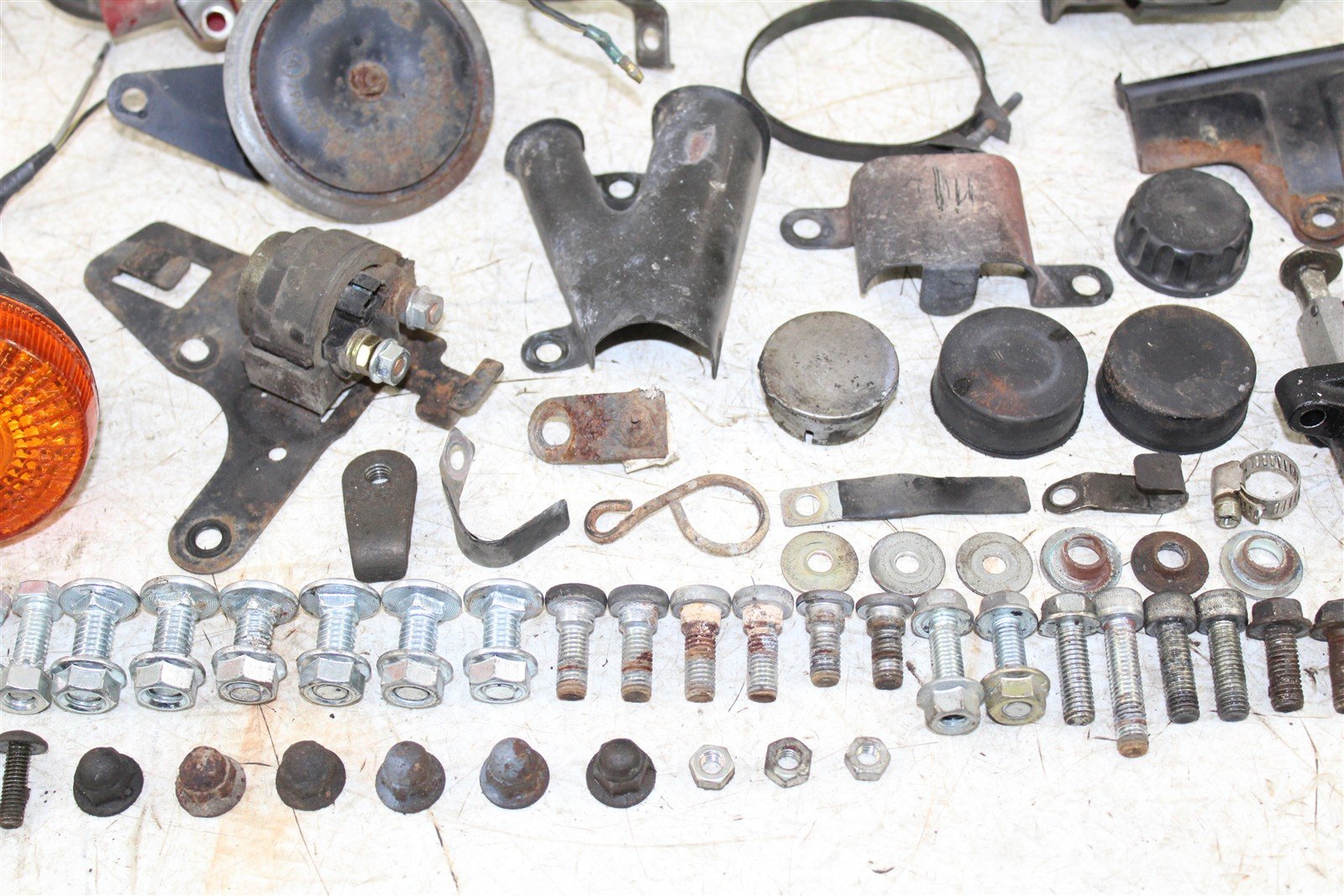 1995 Kawasaki KLR 650 Chassis Bolt Kit Hardware Bracket Mount Turn Signal 27037