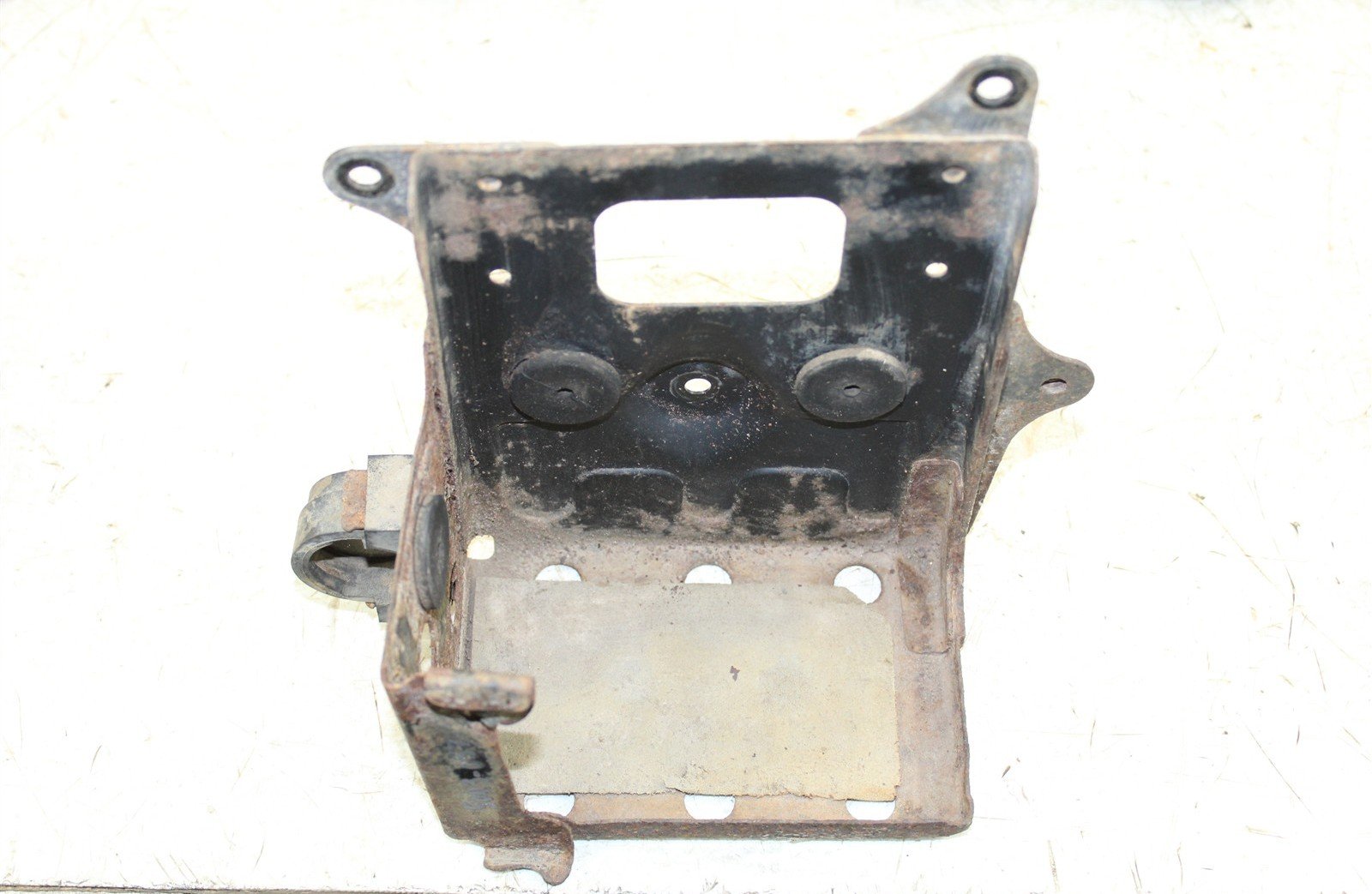 1993 Yamaha Kodiak 400 4x4 Battery Box Holder Mount Tray 50113