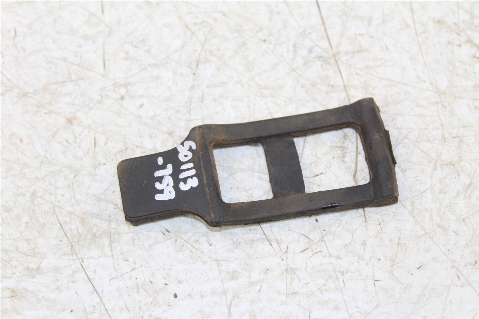 1993 Yamaha Kodiak 400 4x4 Storage Tool Box Container Strap 50113