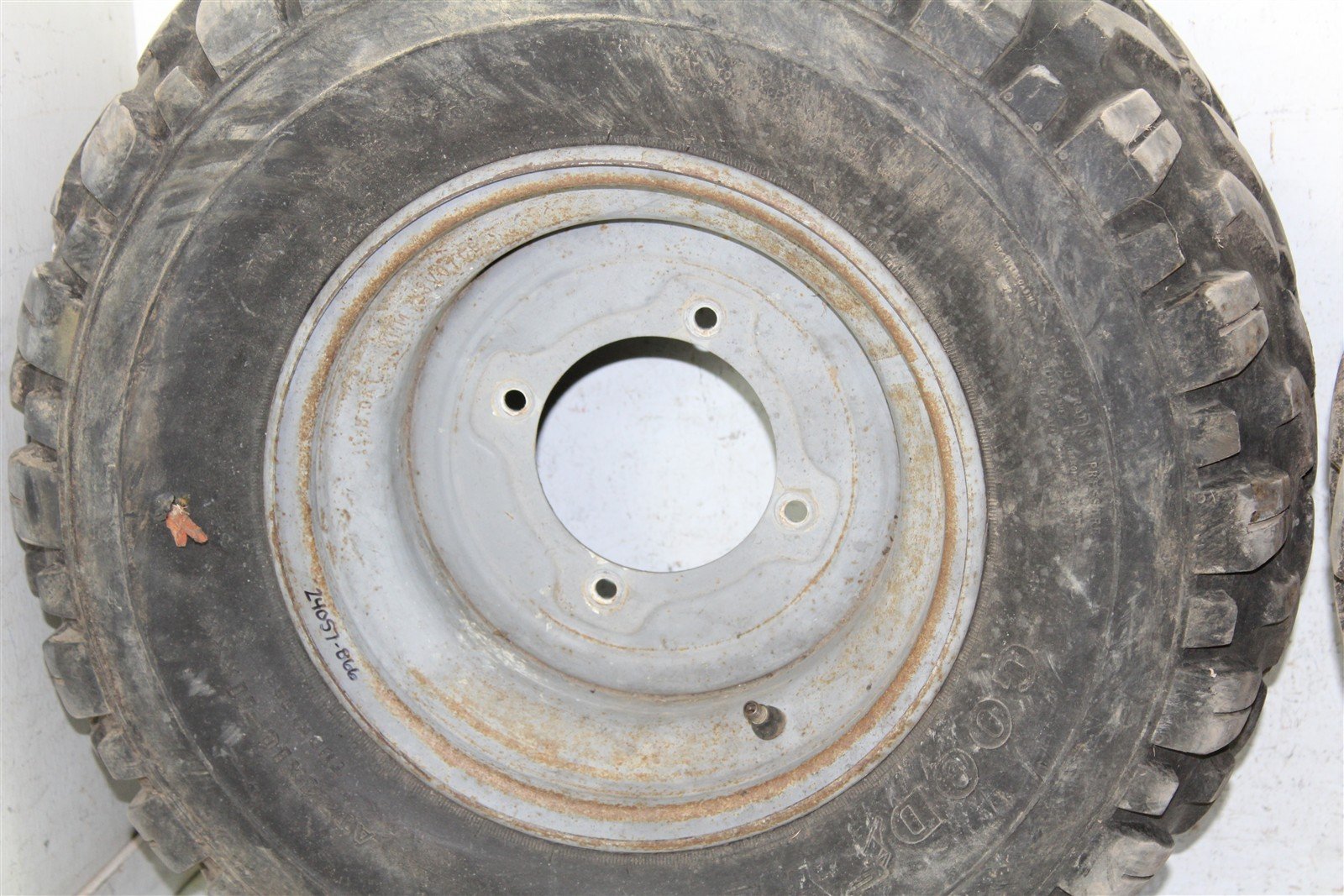 1999 Kawasaki Bayou 300 4x4 Rear Wheel Set Rims 24057