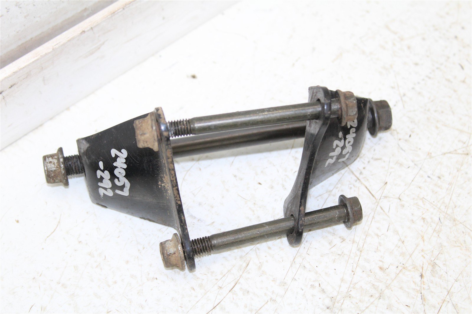 1999 Kawasaki Bayou 300 4x4 Engine Mounts Motor Brackets 24057