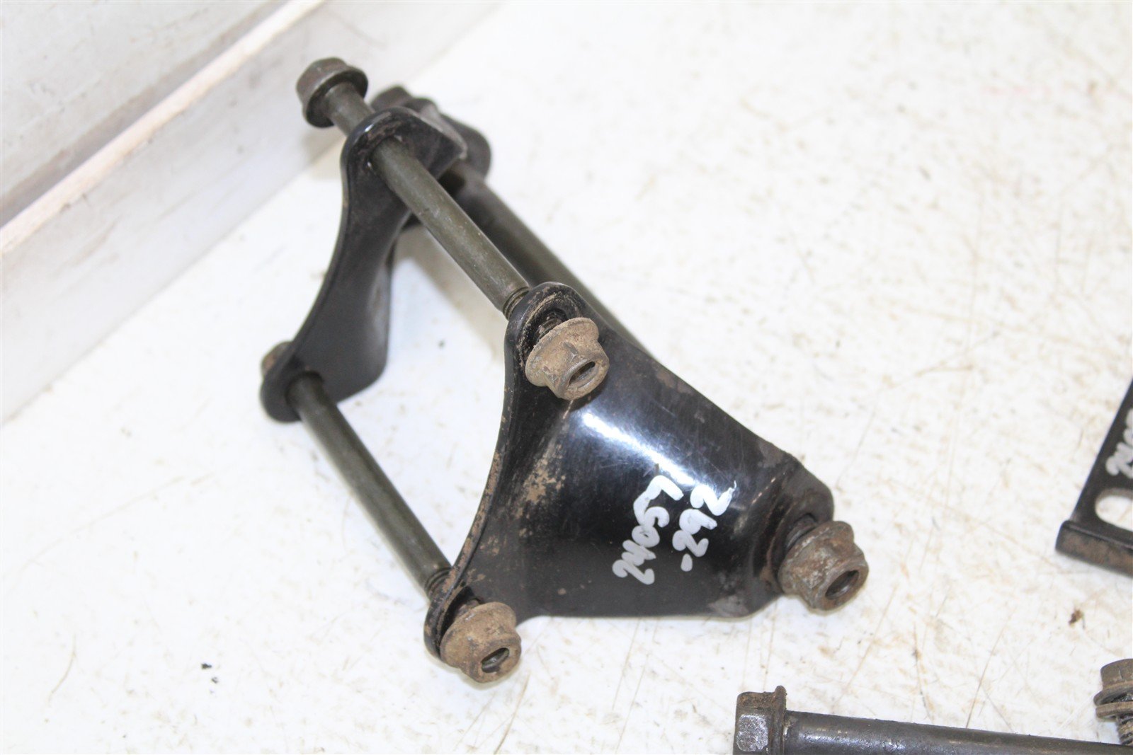 1999 Kawasaki Bayou 300 4x4 Engine Mounts Motor Brackets 24057
