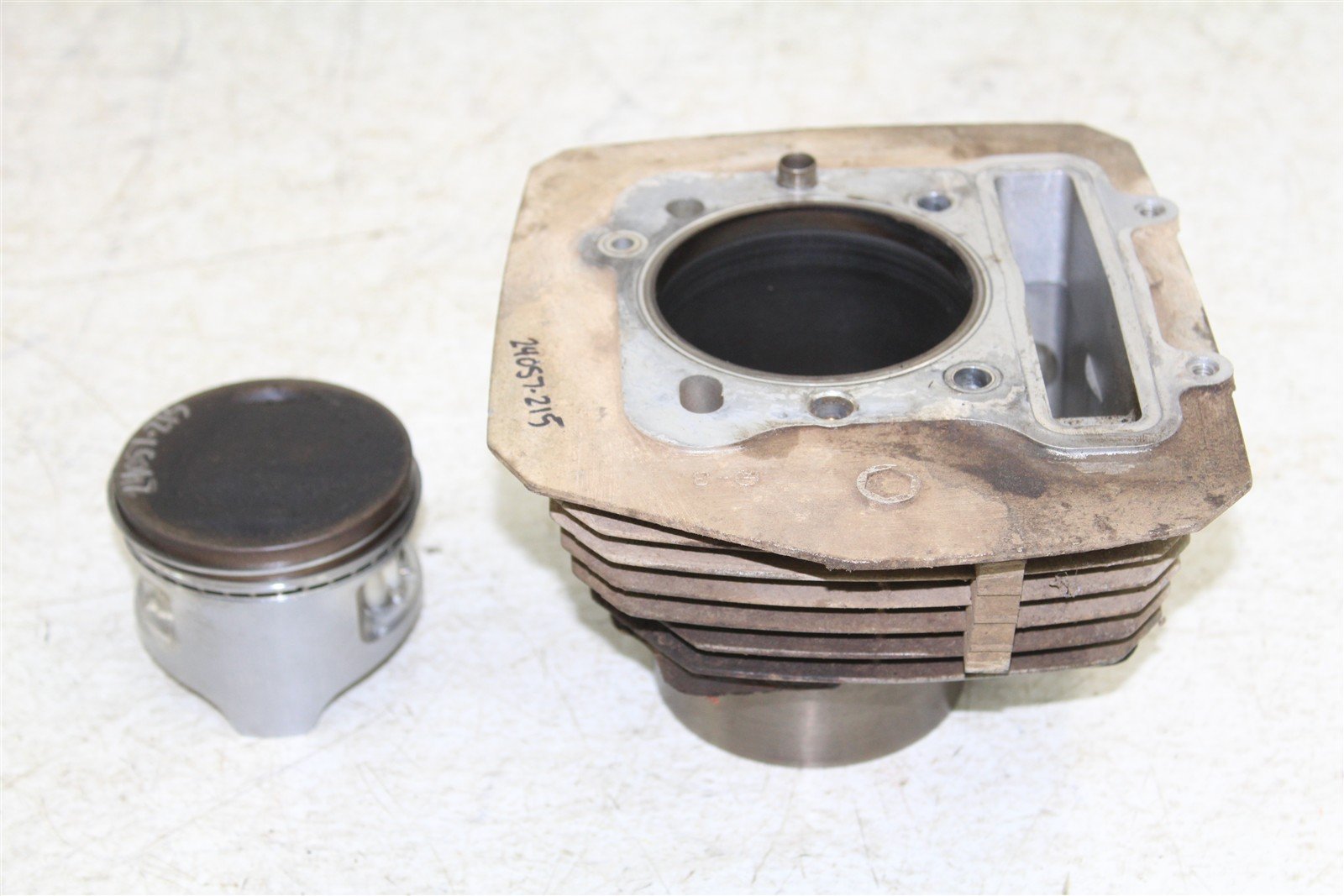 1999 Kawasaki Bayou 300 4x4 Engine Cylinder Jug w/ Piston 24057