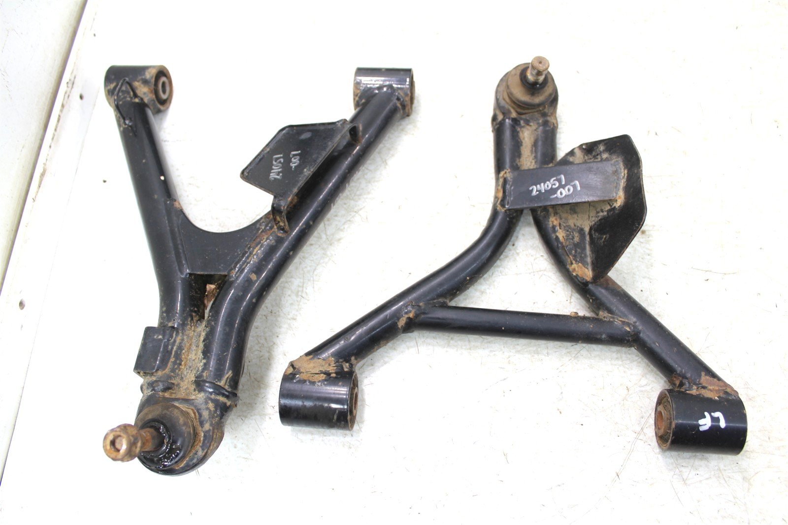 1999 Kawasaki Bayou 300 4x4 Front Left Control A Arms Upper Lower 24057
