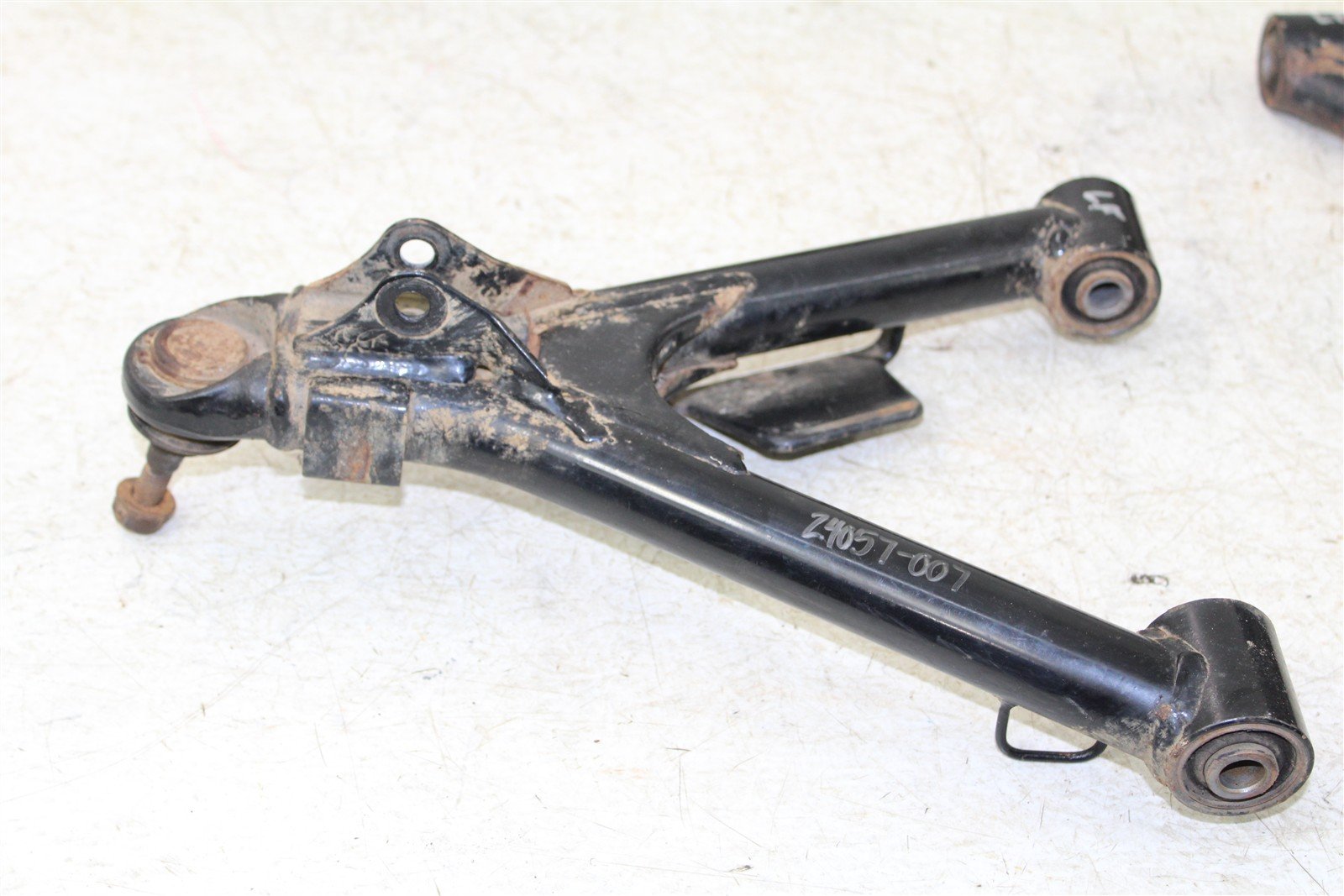 1999 Kawasaki Bayou 300 4x4 Front Left Control A Arms Upper Lower 24057