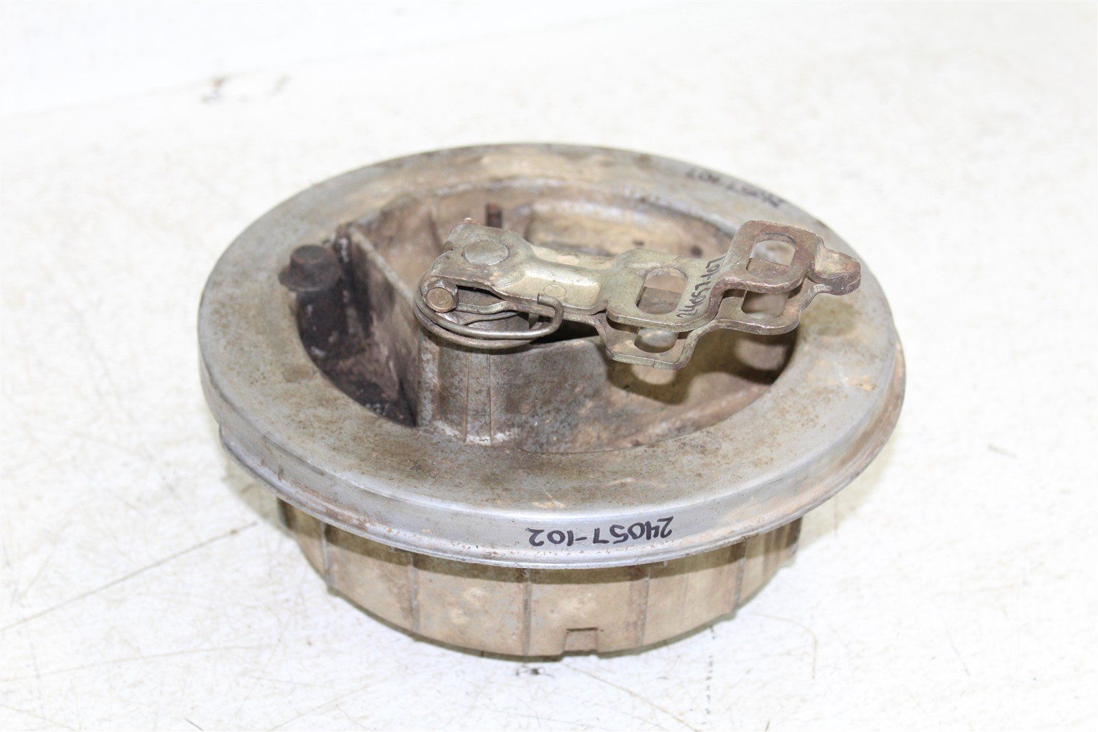 1999 Kawasaki Bayou 300 4x4 Rear Brake Drum Backing Plate Panel Hub 24057