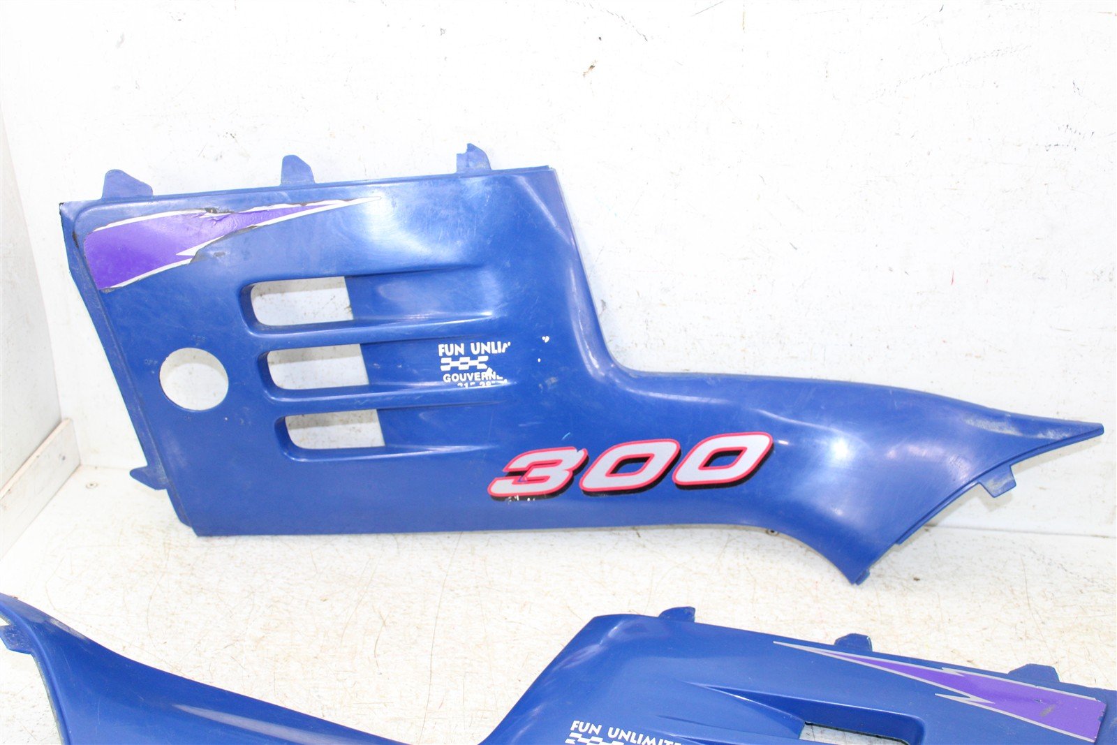 1998 Polaris Xpress 300 Plastic Gas Tank Shroud Fenders Left Right 34151