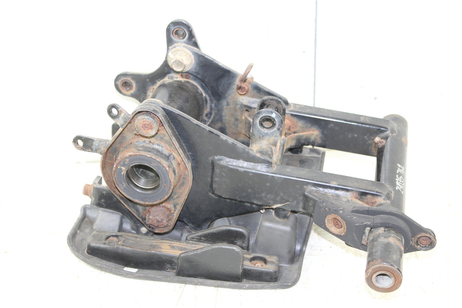 2008 Kawasaki KFX 50 Swing Arm w/ Axle Carrier Skid Plate 24035