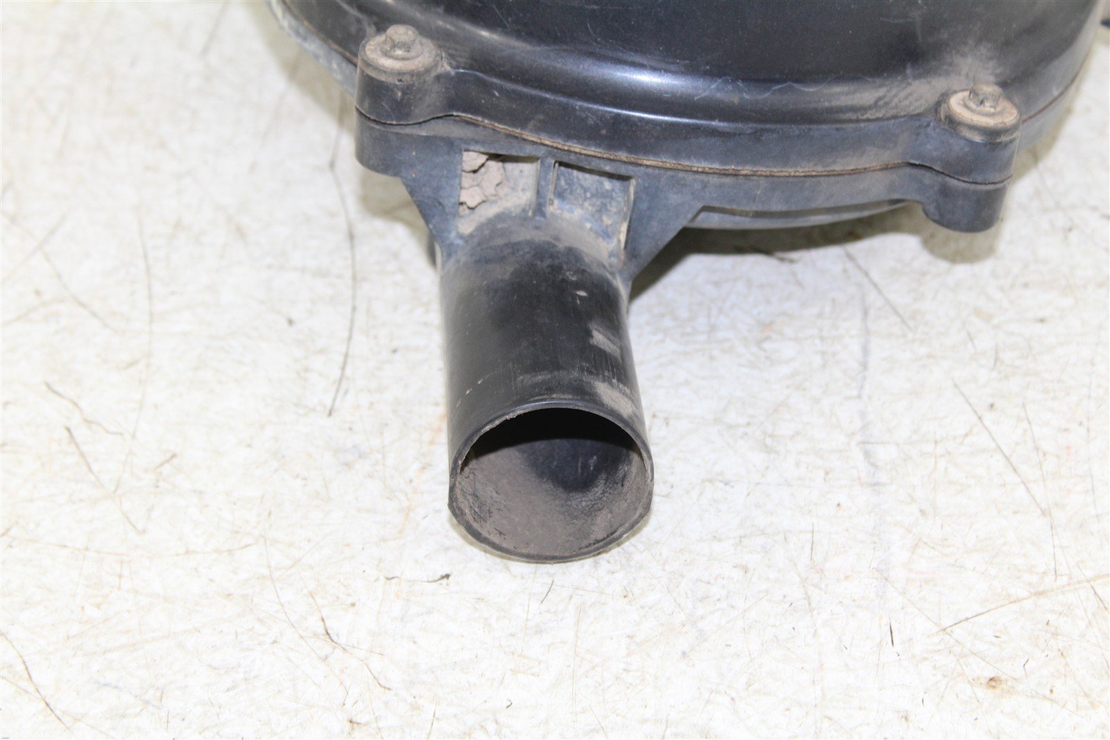 2000 Kawasaki Prairie 300 Clutch Housing Cover Backing Plate 24026
