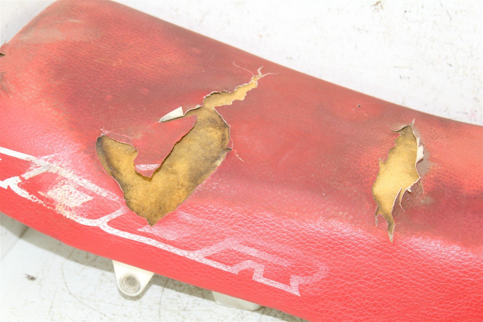 2000 Honda XR 100R Seat 15067