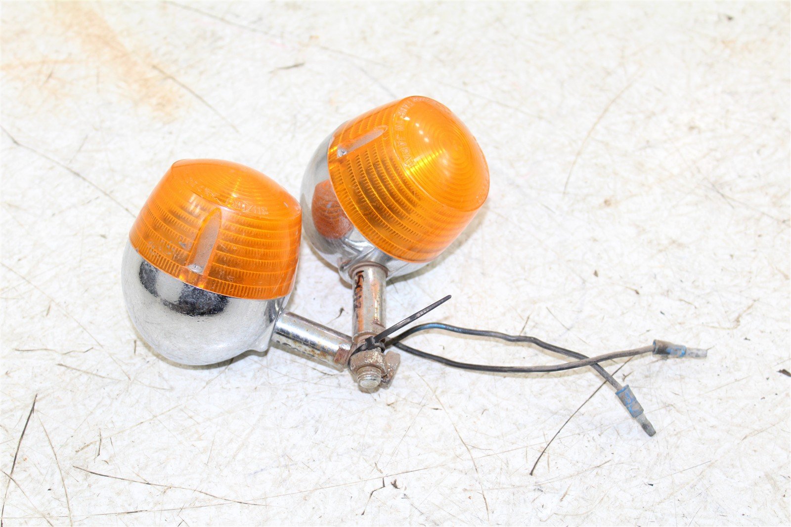 1985 Honda Goldwing GL1200 Rear Turn Signals Directionals Light Set 15012