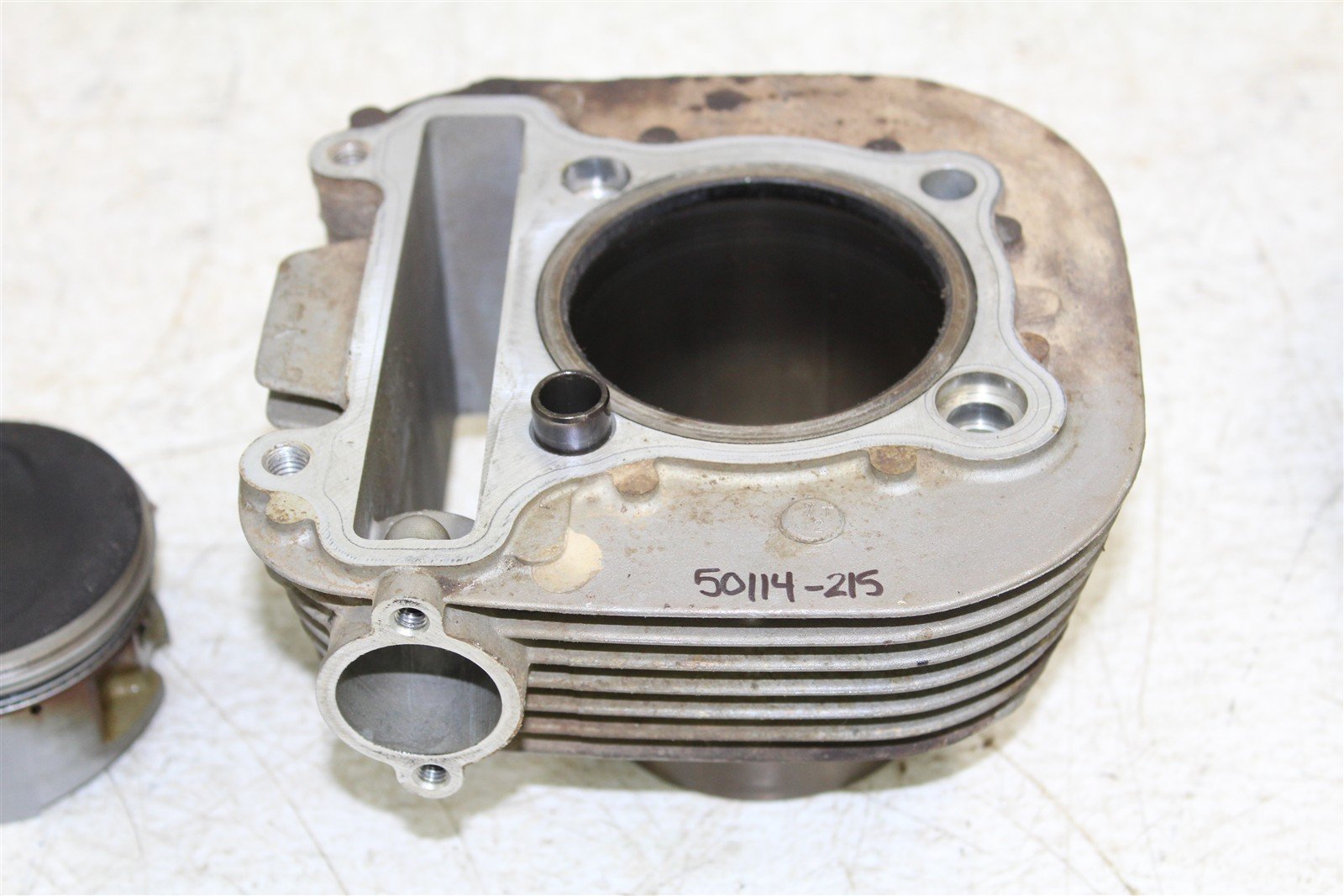2009 Yamaha Big Bear 250 2x4 Engine Cylinder Jug w/ Piston 50114