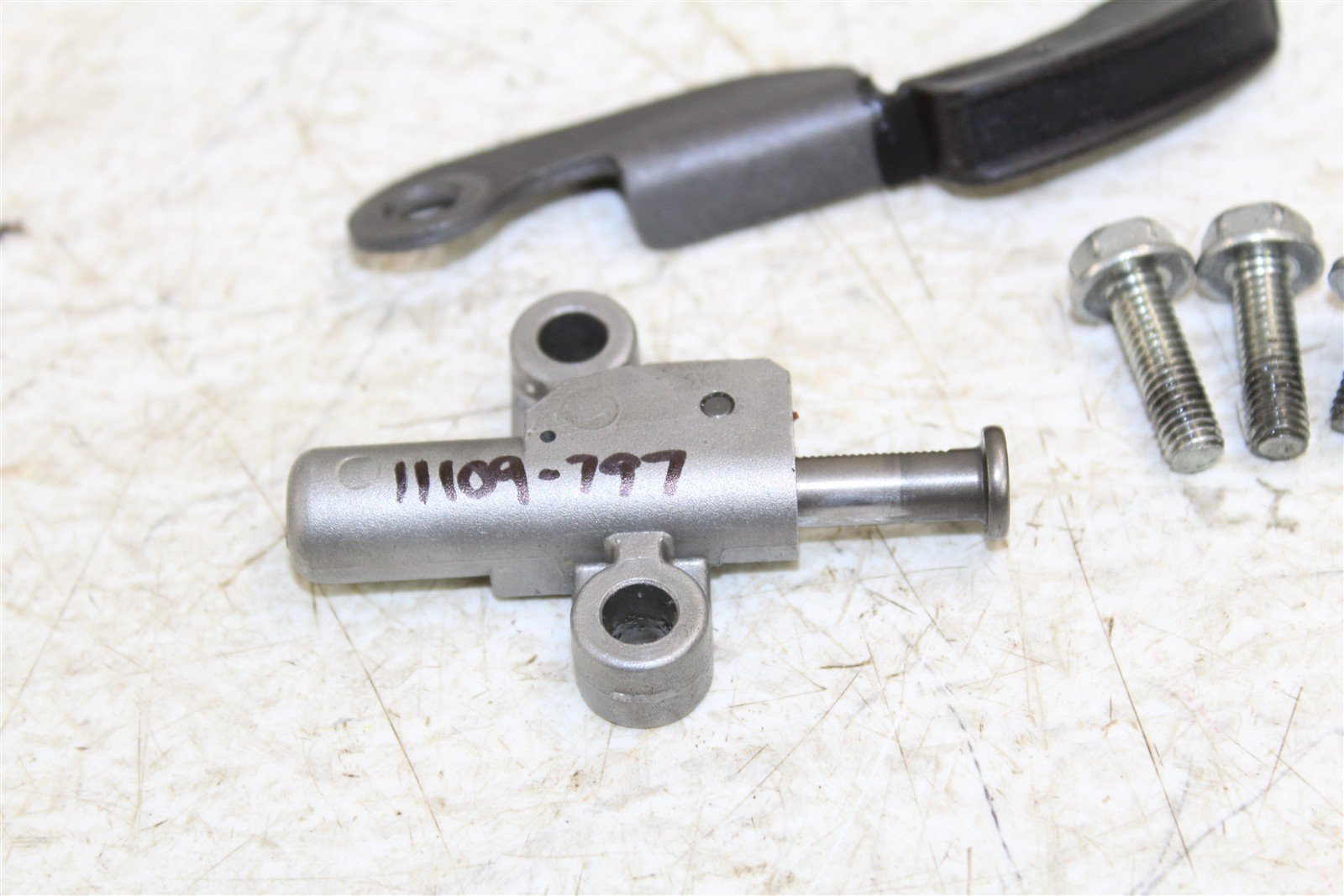 2023 Honda Rancher 420 4x4 Timing Chain Guide w/ Camshaft Tensioner 11109