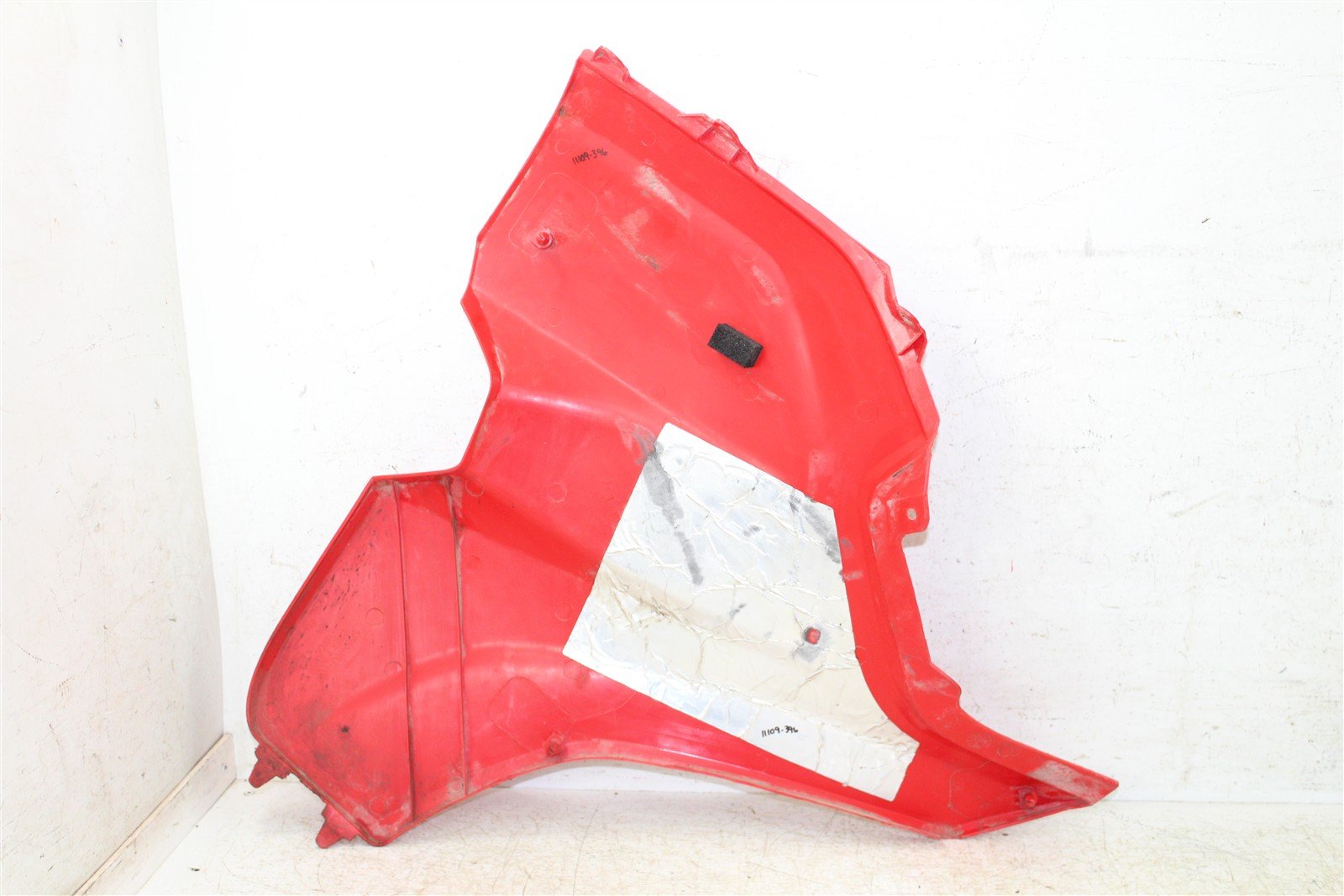 2023 Honda Rancher 420 4x4 Right Gas Tank Shroud Fender 11109
