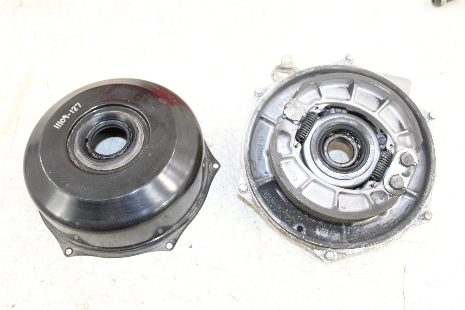 2023 Honda Rancher 420 4x4 Rear Brake Drum Backing Plate Panel Hub 11109