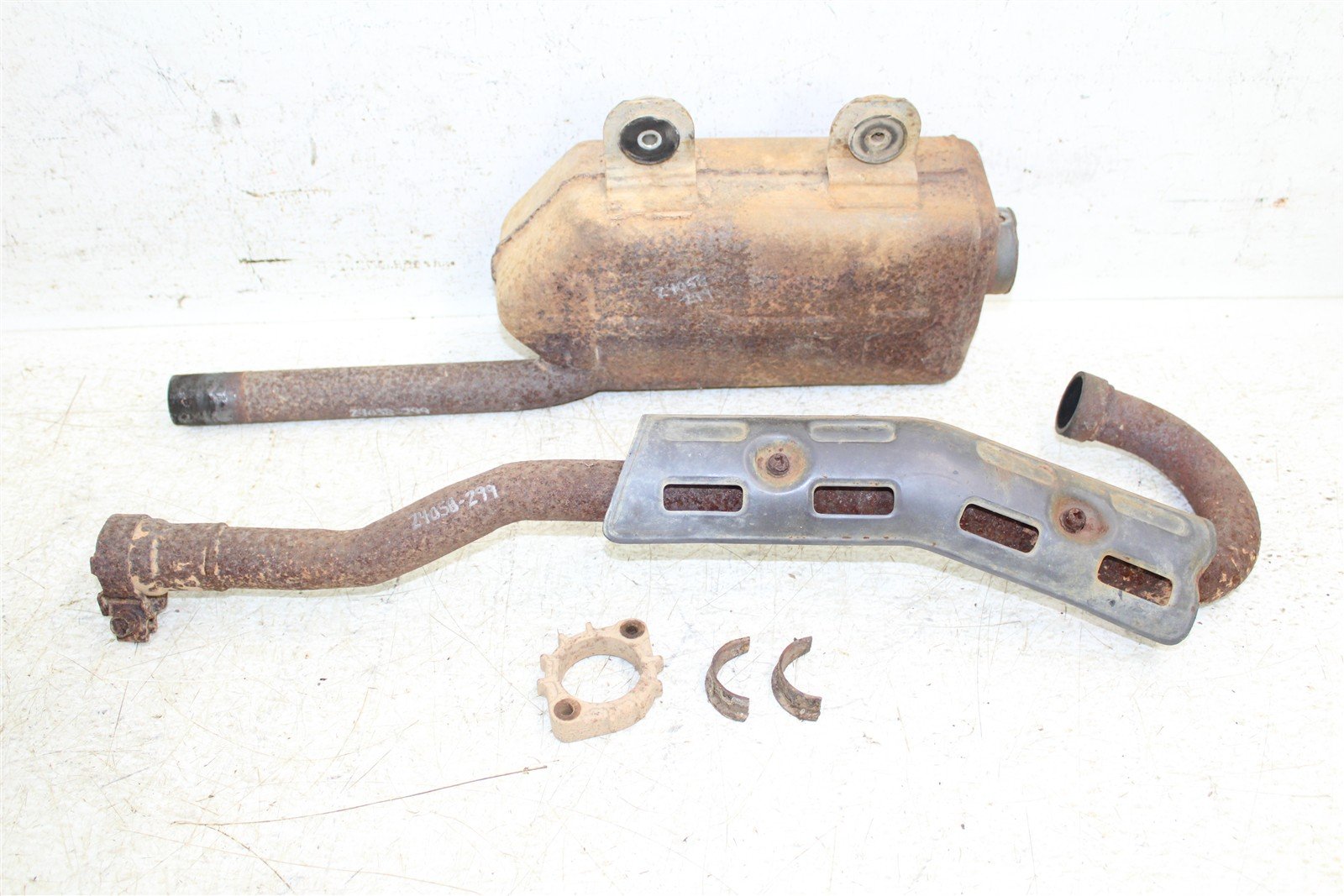 1998 Kawasaki Bayou 220 Exhaust Head Pipe Silencer Muffler 24058