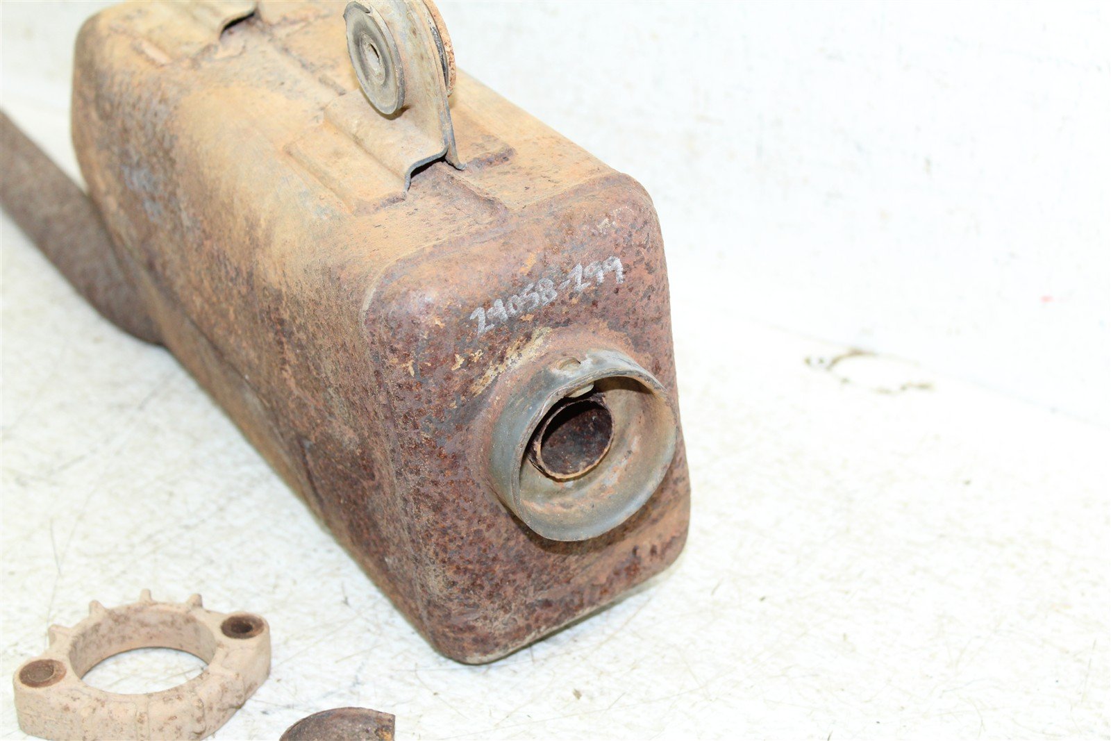 1998 Kawasaki Bayou 220 Exhaust Head Pipe Silencer Muffler 24058