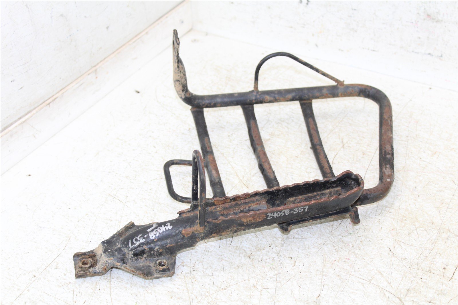 1998 Kawasaki Bayou 220 Foot Pegs Rests Set Left Right 24058