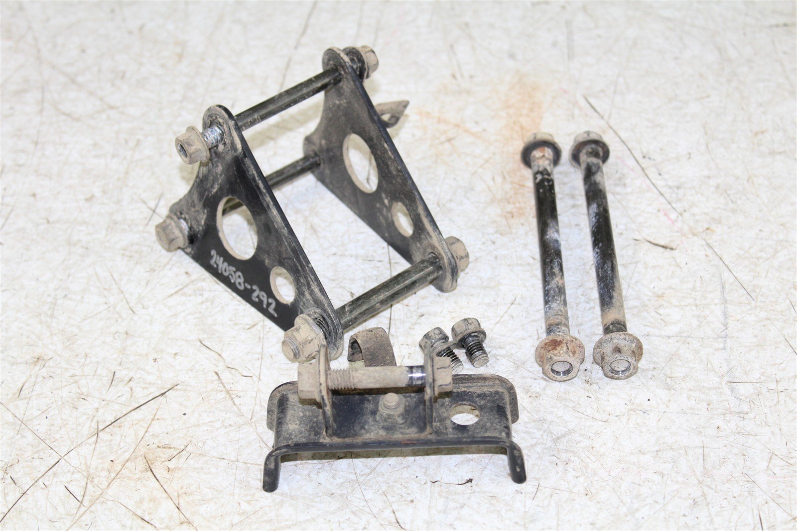 1998 Kawasaki Bayou 220 Engine Mounts Motor Brackets 24058