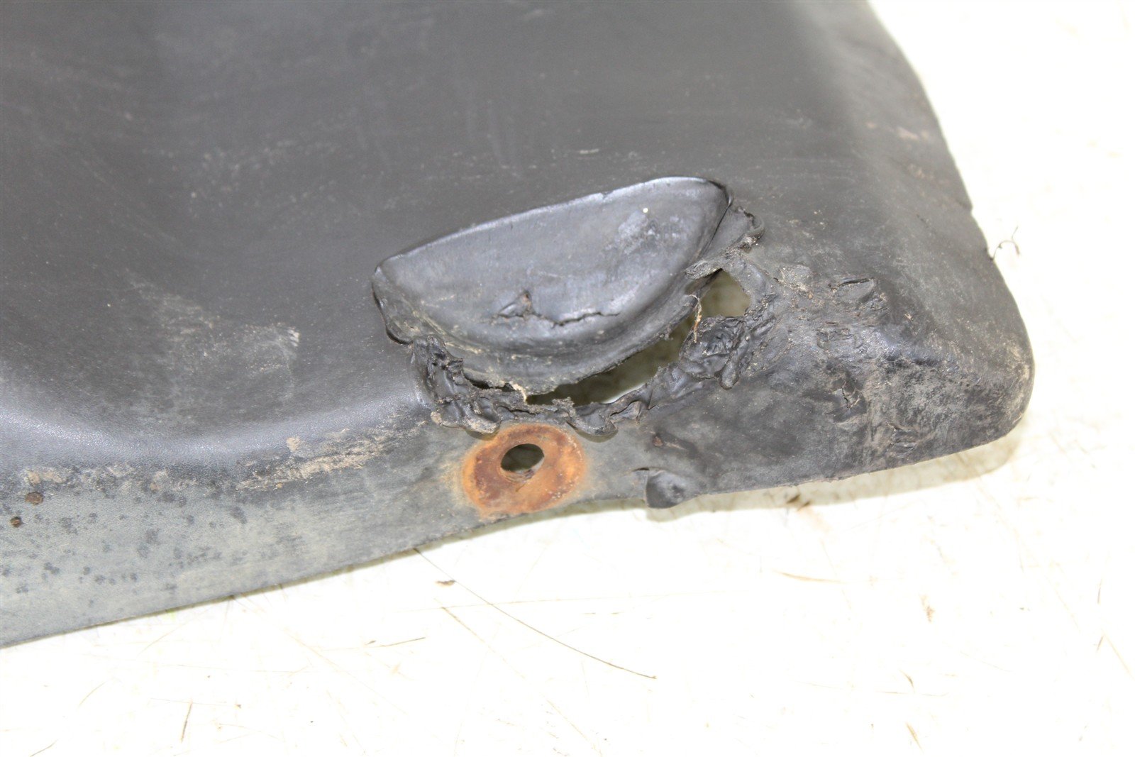 1998 Kawasaki Bayou 220 Front Mud Flap Deflector Shield 24058