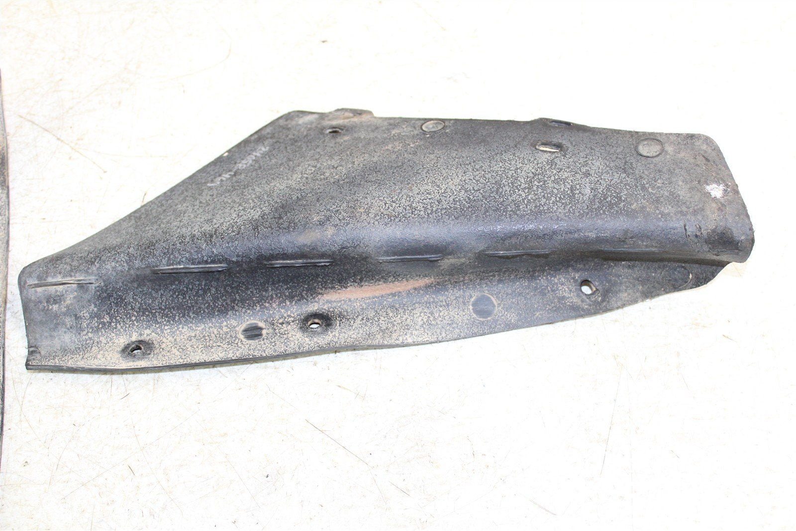 1998 Kawasaki Bayou 220 Front Inner Fender Side Panels Left Right 24058