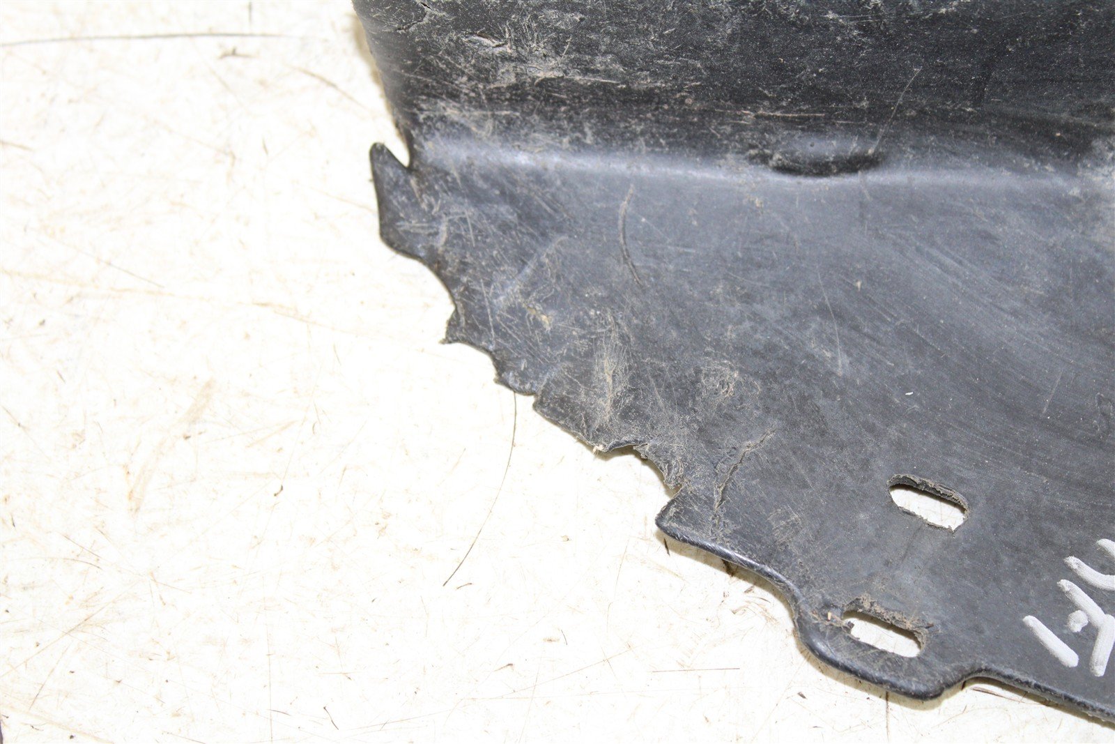 1998 Kawasaki Bayou 220 Front Inner Fender Side Panels Left Right 24058