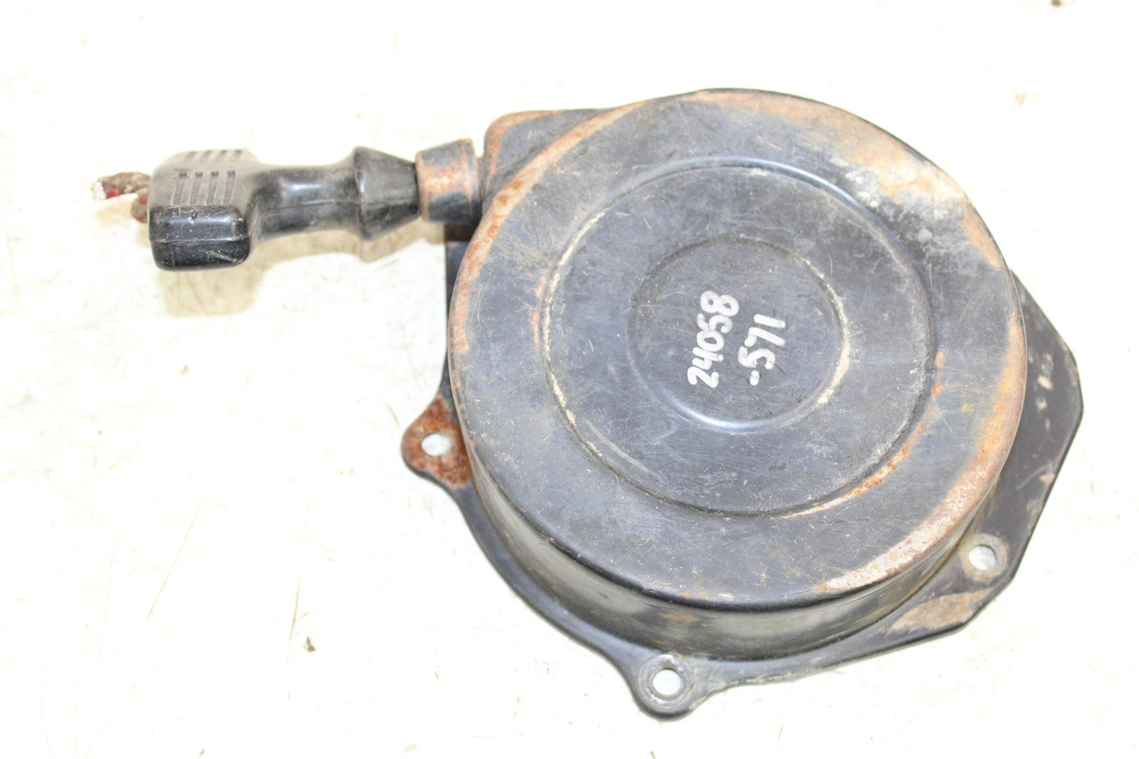 1998 Kawasaki Bayou 220 Pull Start Recoil Hand Starter 24058