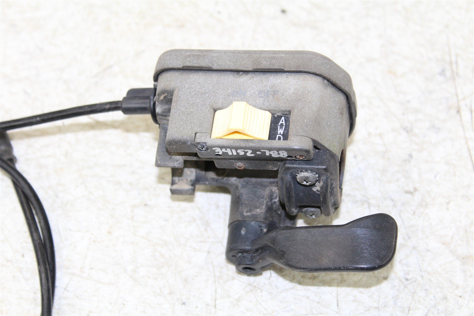 2002 Polaris Sportsman 700 4x4 Throttle Lever Housing w/ Cable 34152