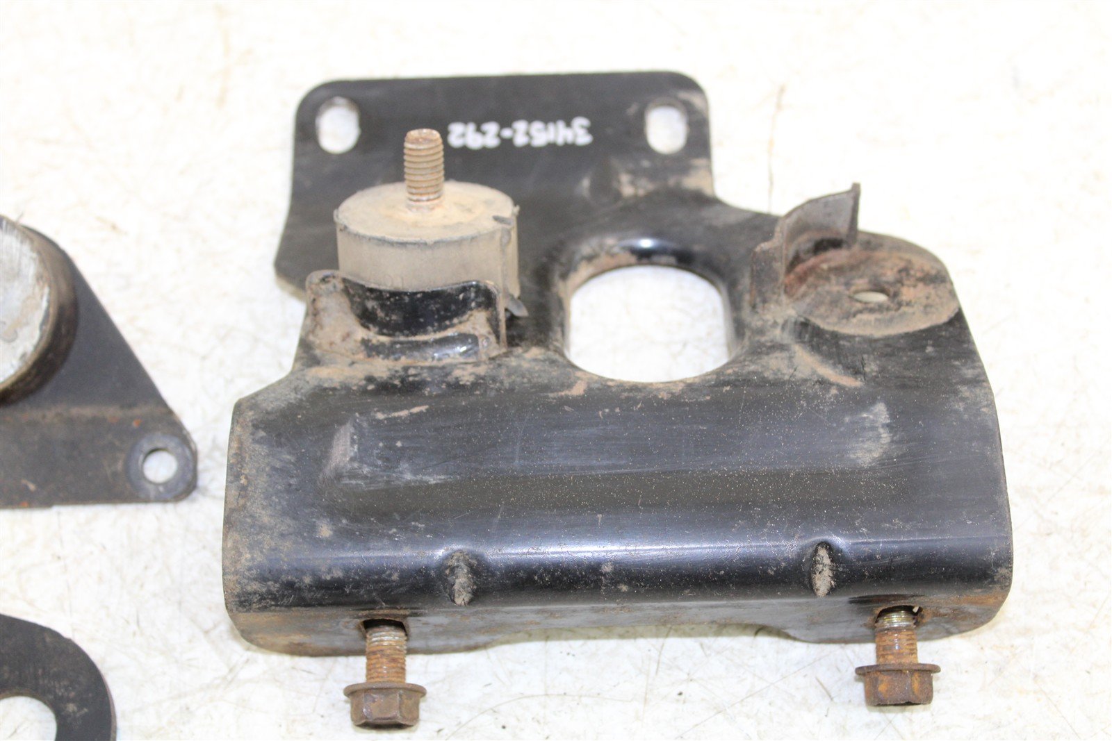 2002 Polaris Sportsman 700 4x4 Engine Isolator Mounts Motor Brackets 34152