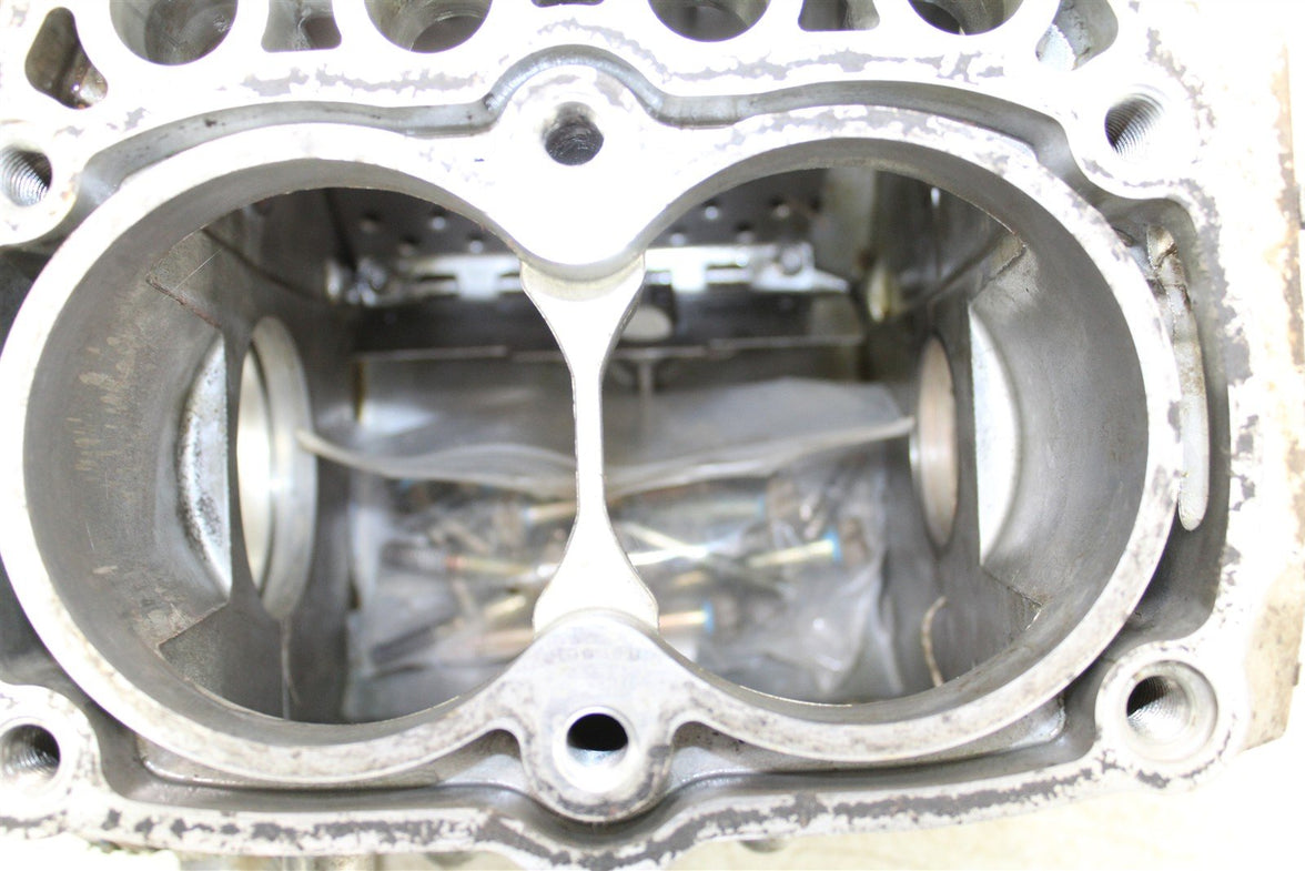2002 Polaris Sportsman 700 4x4 Engine Cases Crankcase Left Right 34152