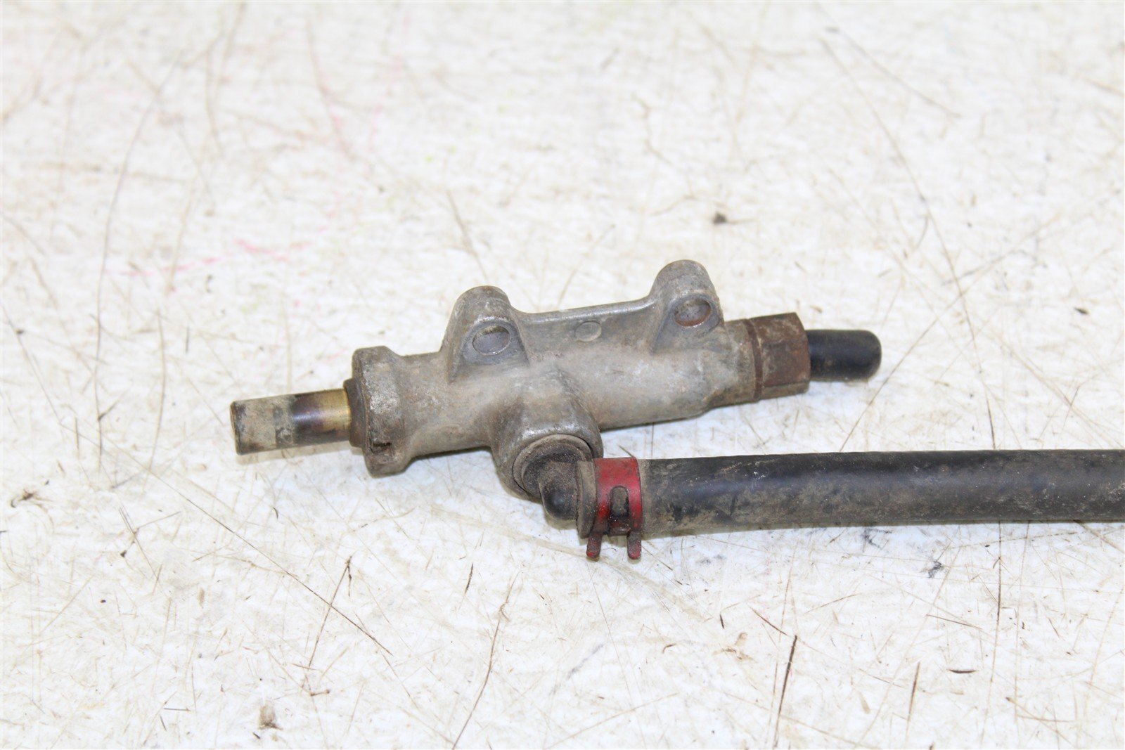 2002 Polaris Sportsman 700 4x4 Rear Brake Master Cylinder 34152