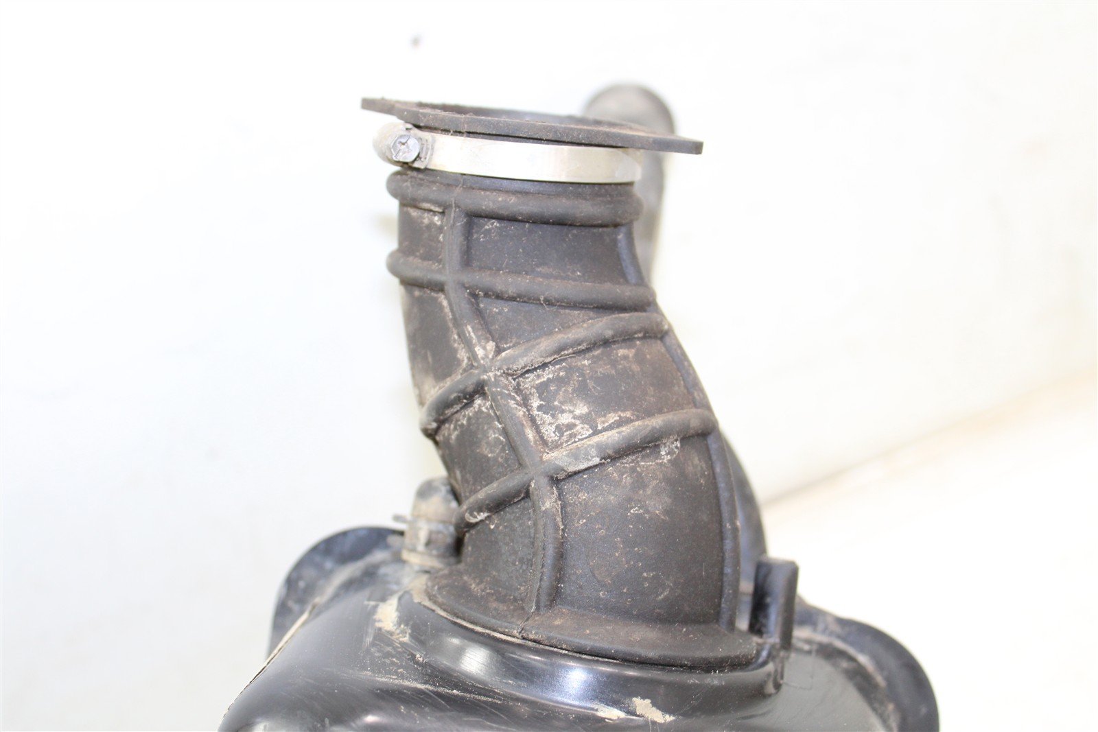 2002 Polaris Sportsman 700 4x4 Air Box Intake Housing Boot Filter Cage 34152