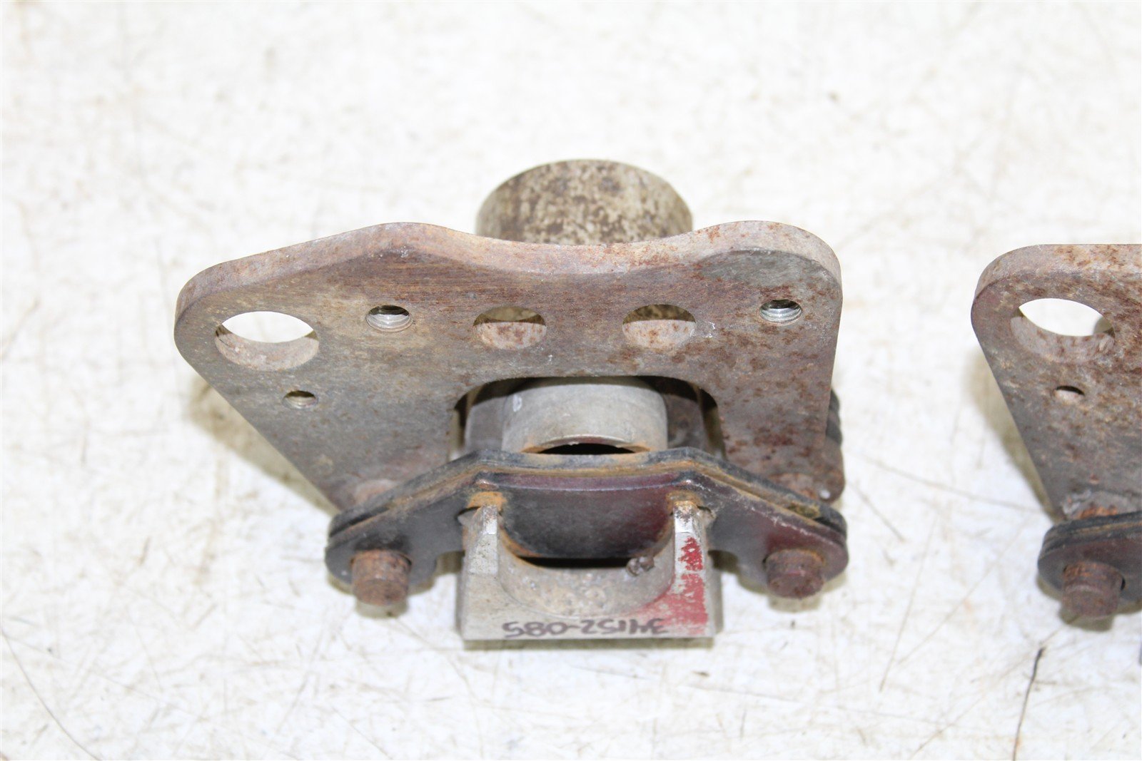 2002 Polaris Sportsman 700 4x4 Front Brake Calipers Set Left Right 34152