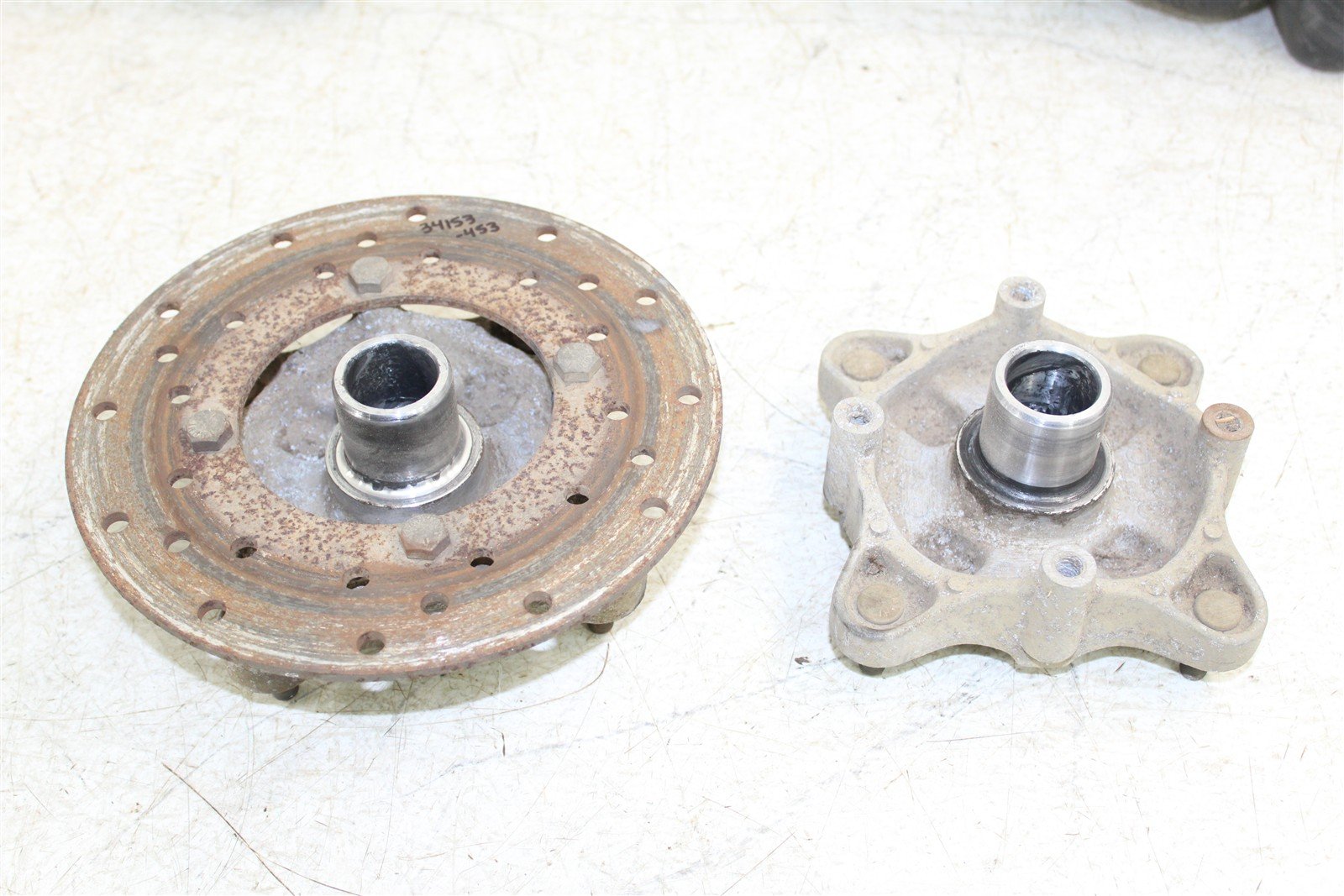 2015 Polaris Sportsman ETX 4x4 Rear Hubs Wheel Mounts 34153