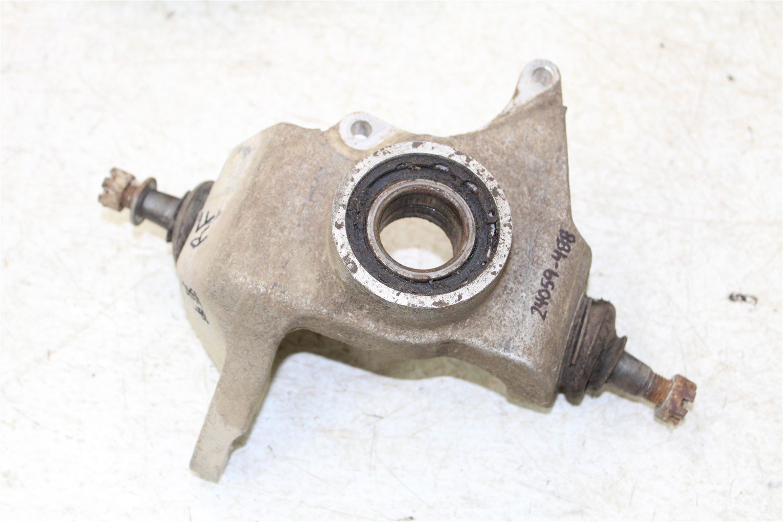 2005 Kawasaki Brute Force 750 4x4 Front Right Knuckle Control Arm Mount 24059