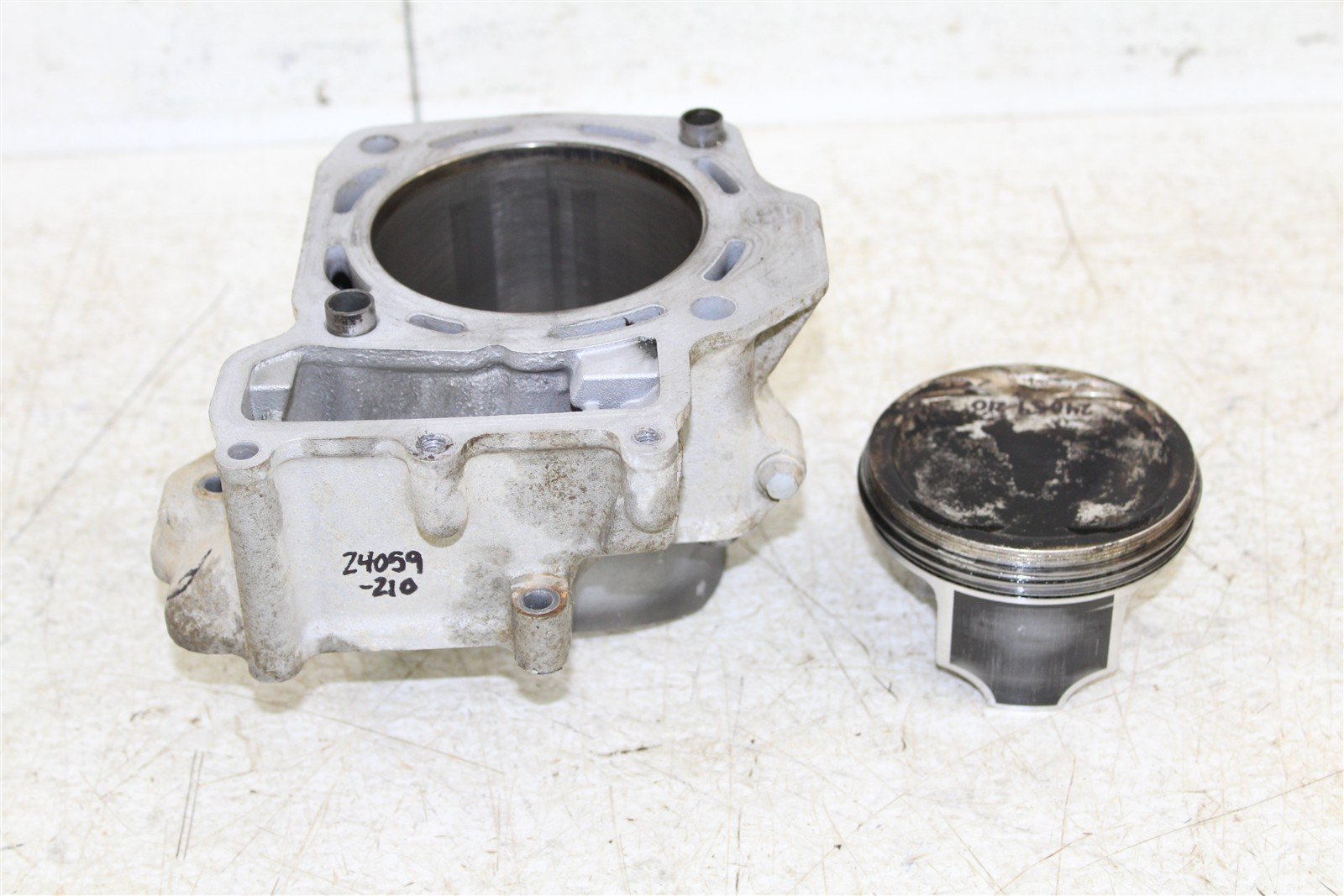 2005 Kawasaki Brute Force 750 4x4 Front Engine Cylinder Jug w/ Piston 24059