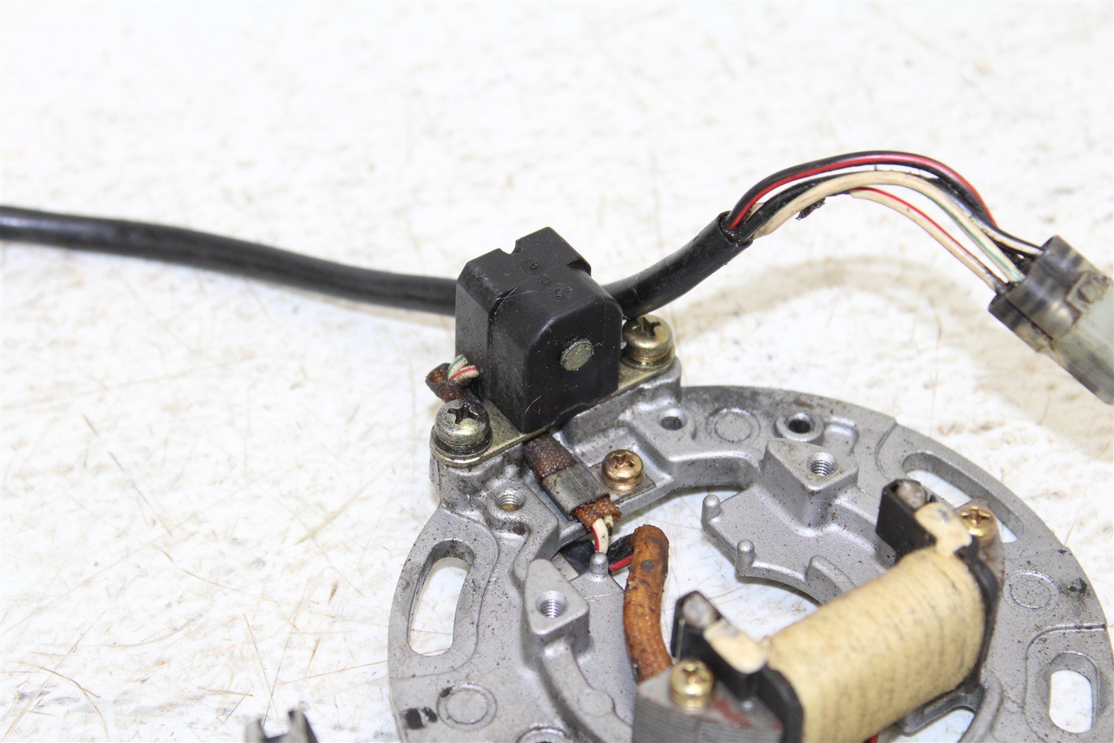 2000 Kawasaki KX 80 Stator Plate Magneto Coil 27038