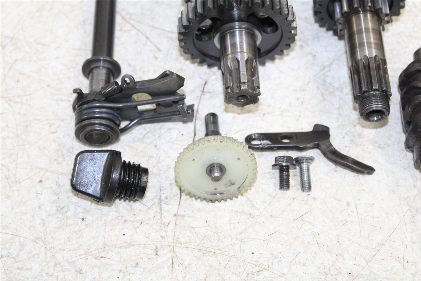 2000 Kawasaki KX 80 Transmission Gears Shaft Shift Drum 27038
