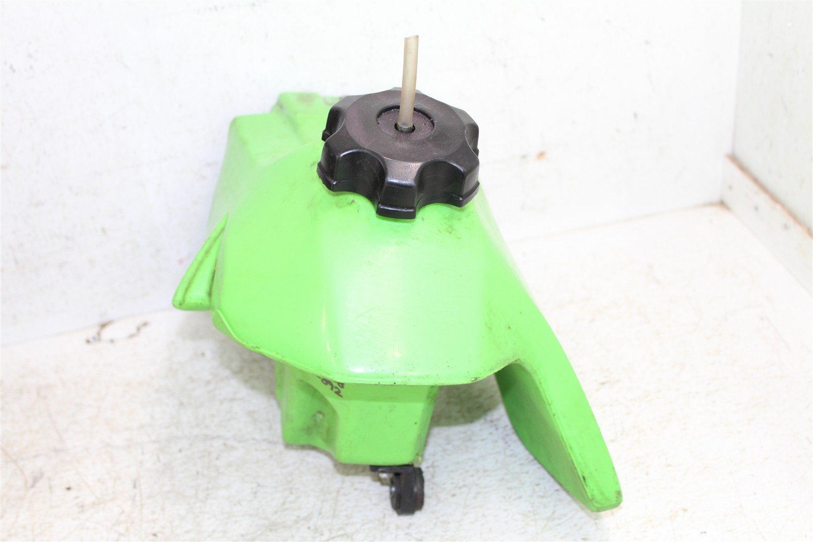 2000 Kawasaki KX 80 Gas Fuel Tank 27038