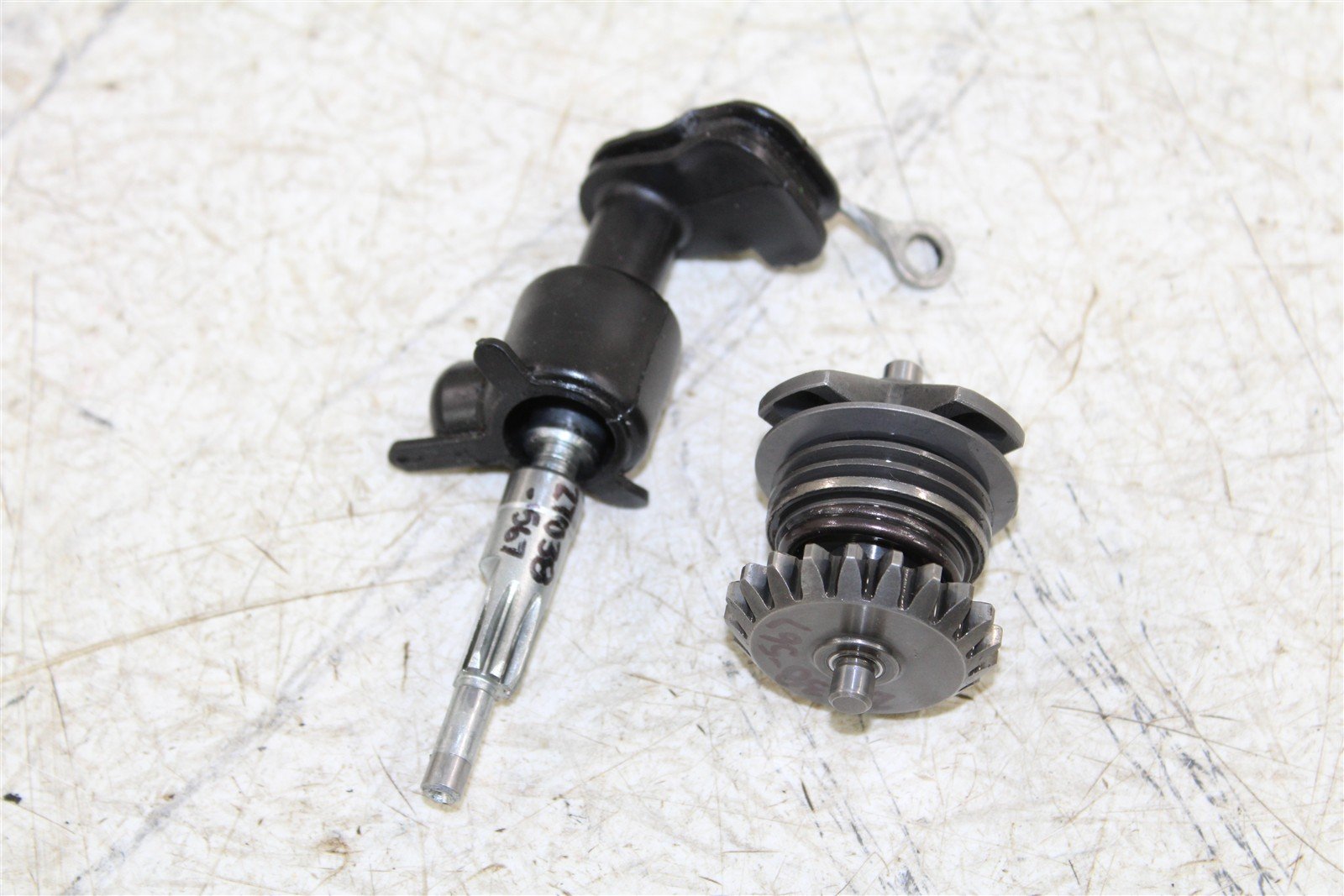 2000 Kawasaki KX 80 Power Valve Governor Shaft Arm w/ Gear 27038