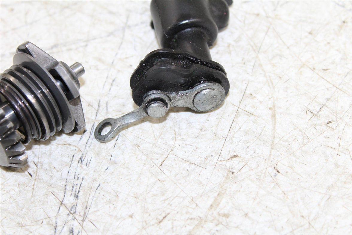 2000 Kawasaki KX 80 Power Valve Governor Shaft Arm w/ Gear 27038