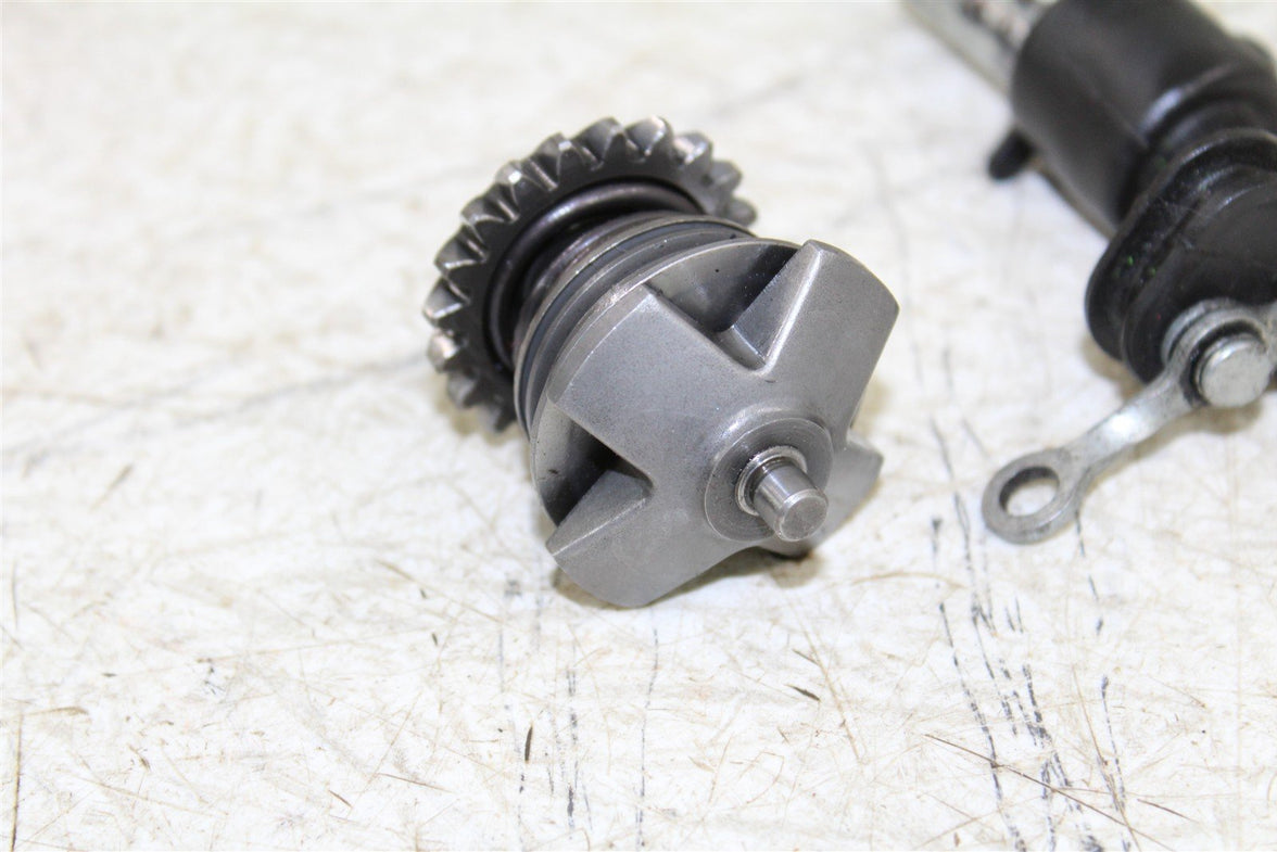 2000 Kawasaki KX 80 Power Valve Governor Shaft Arm w/ Gear 27038