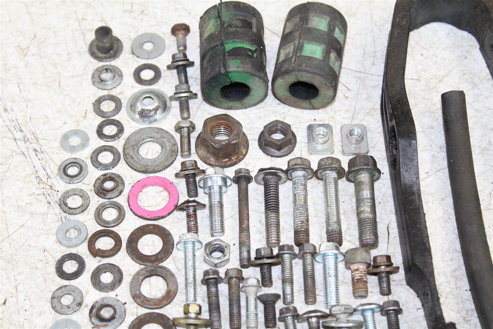 2000 Kawasaki KX 80 Chassis Bolt Kit Hardware Sprocket Spring Clamp Link 27038