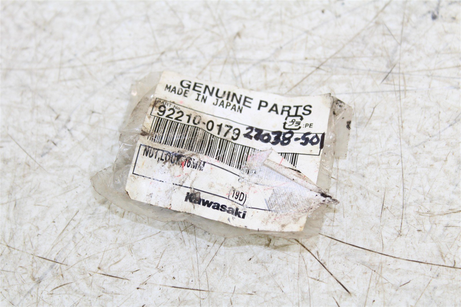 NOS Genuine Kawasaki 16mm Lock Nut 92210-0179 NEW 27038