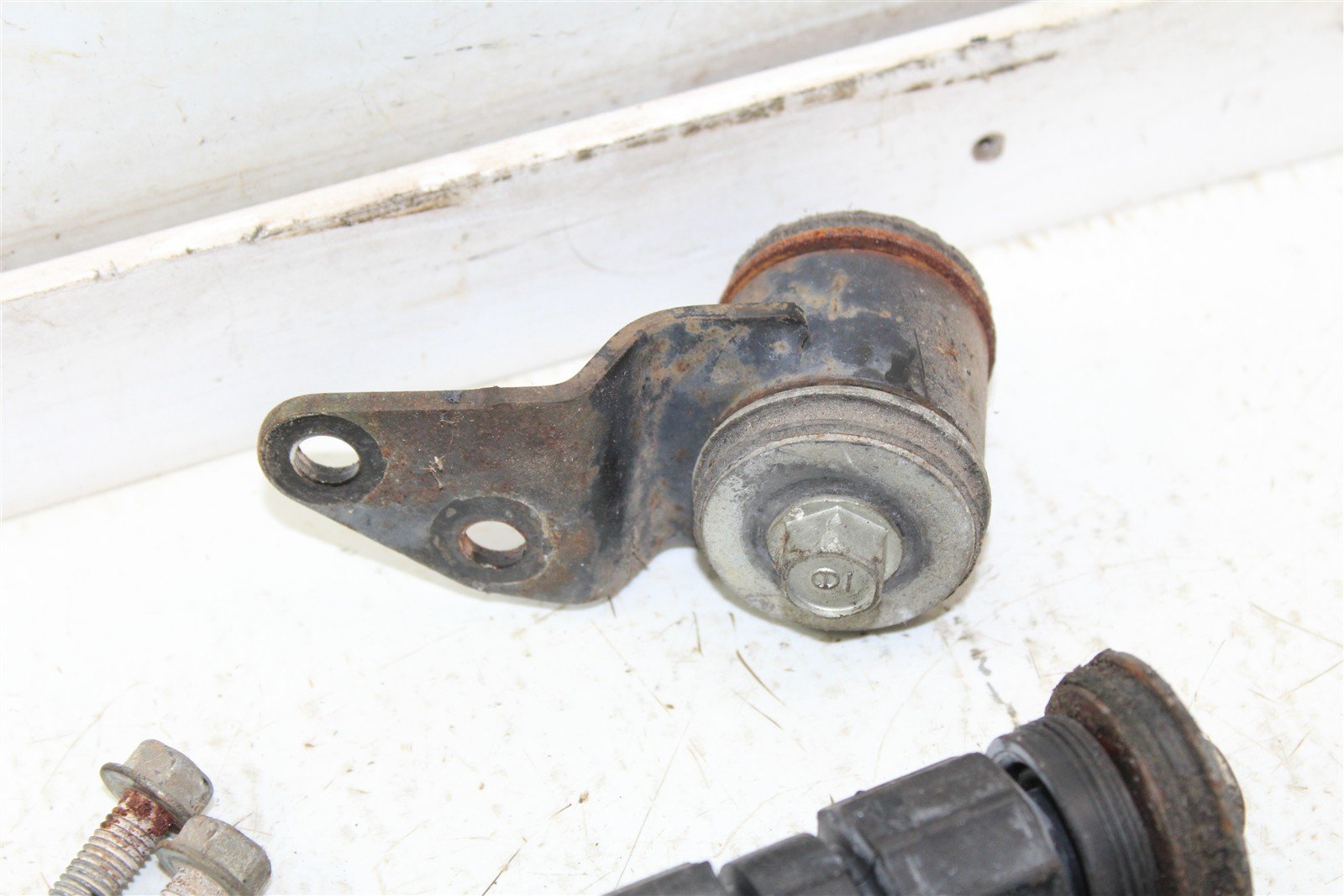 2004 Honda Rancher 350 ES Engine Mounts Motor Brackets 11110
