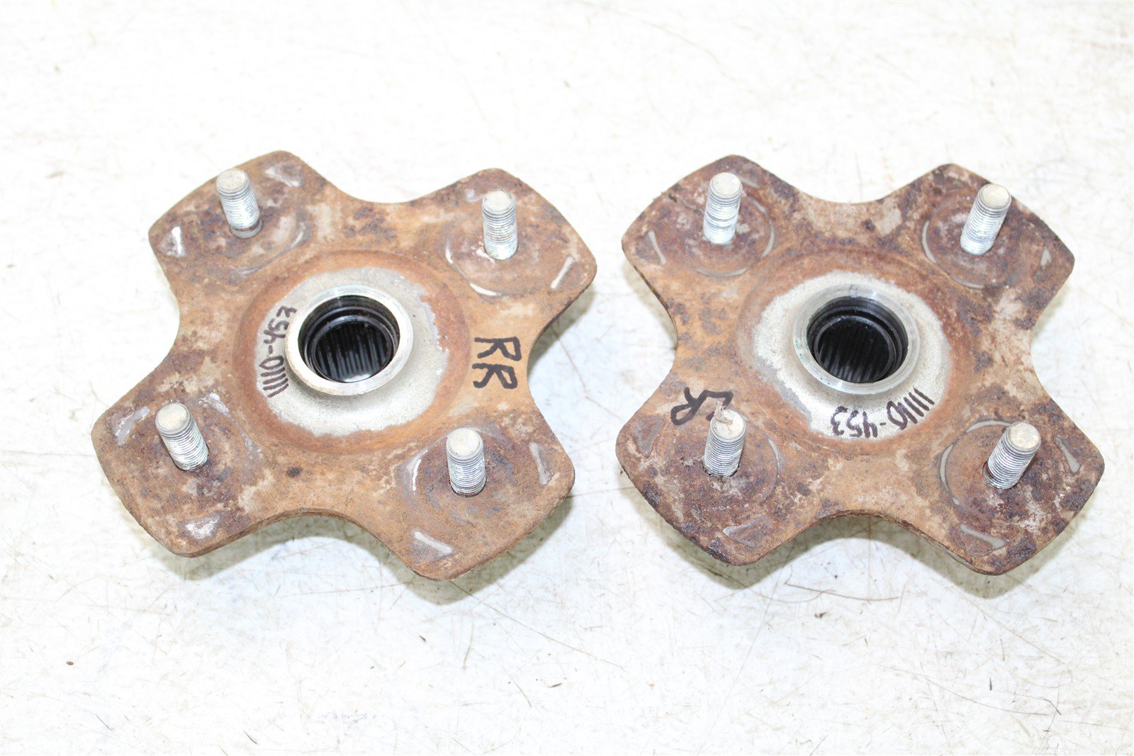 2004 Honda Rancher 350 ES Rear Hubs Wheel Mounts 11110